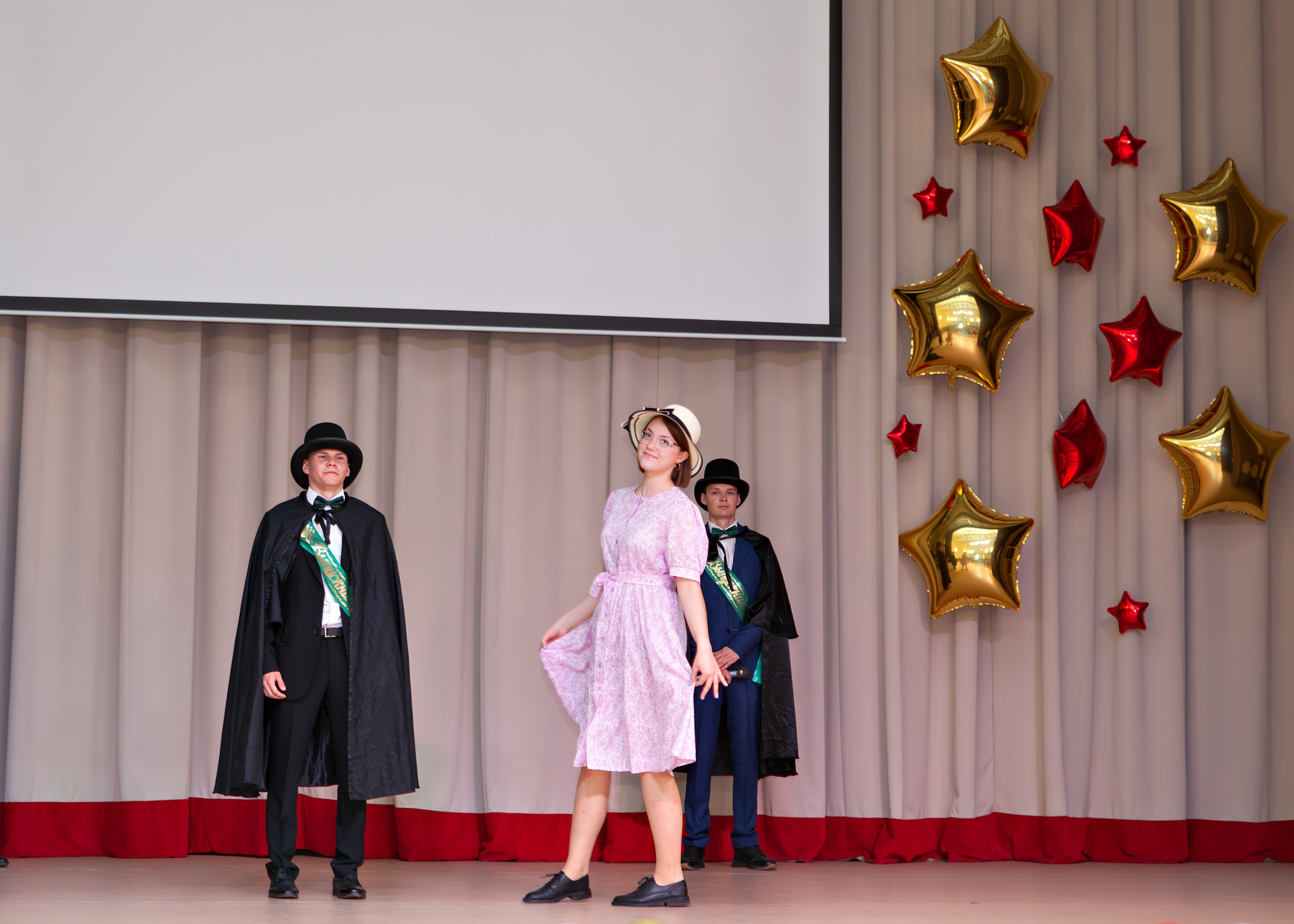 Гимназия № 7, г. Подольск, Последний звонок, 11 класс. Выпускные альбомы и школьный фотограф в Подольске, Троицке, Щербинке, Москве и Московской области