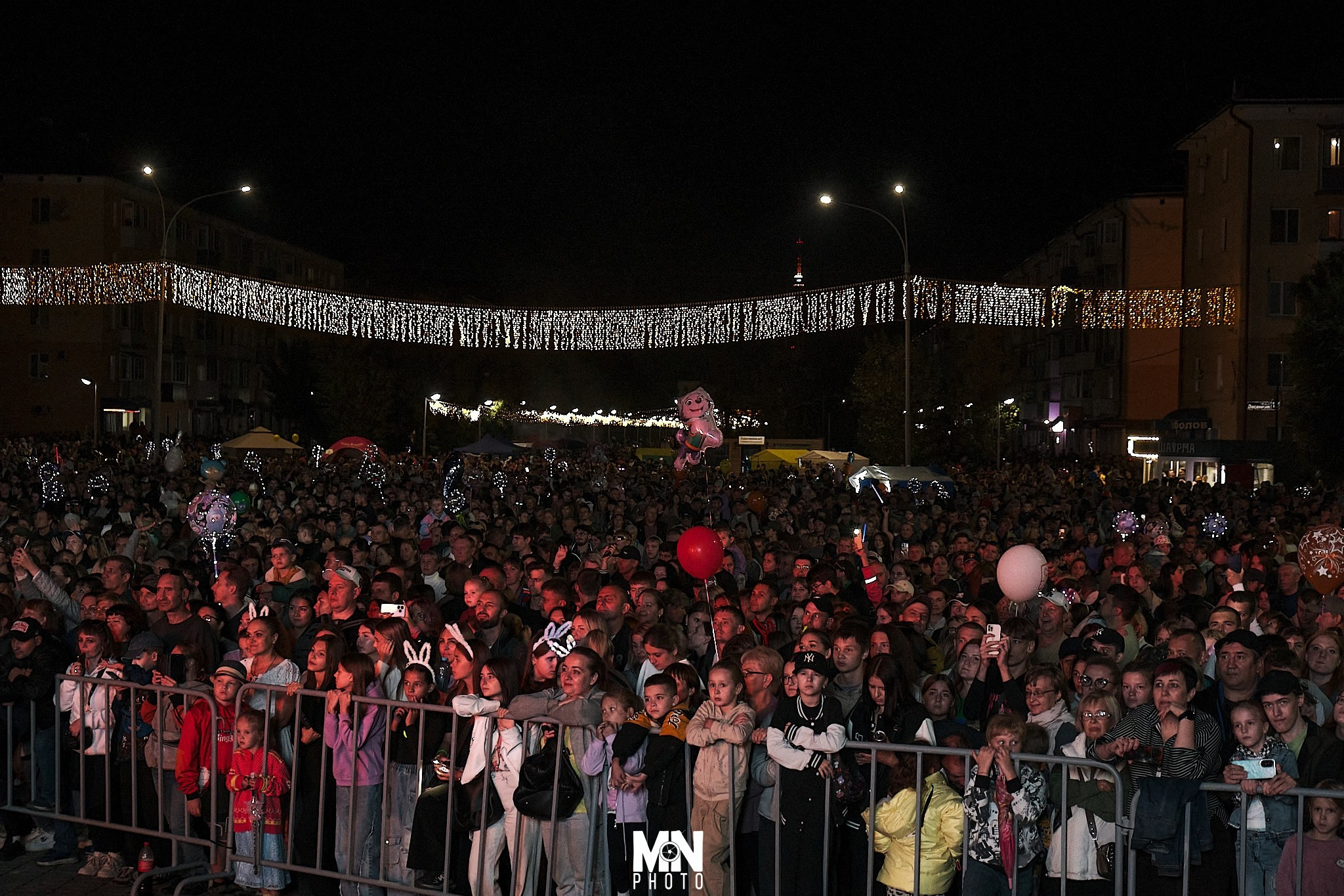 Память о празднике, который греет душу! День Шахтера в Междуреченске, ДК “Распадский” и “Братья Грим” - это моменты, которые остаются с нами навсегда! Никита Максимов делится воспоминаниями.