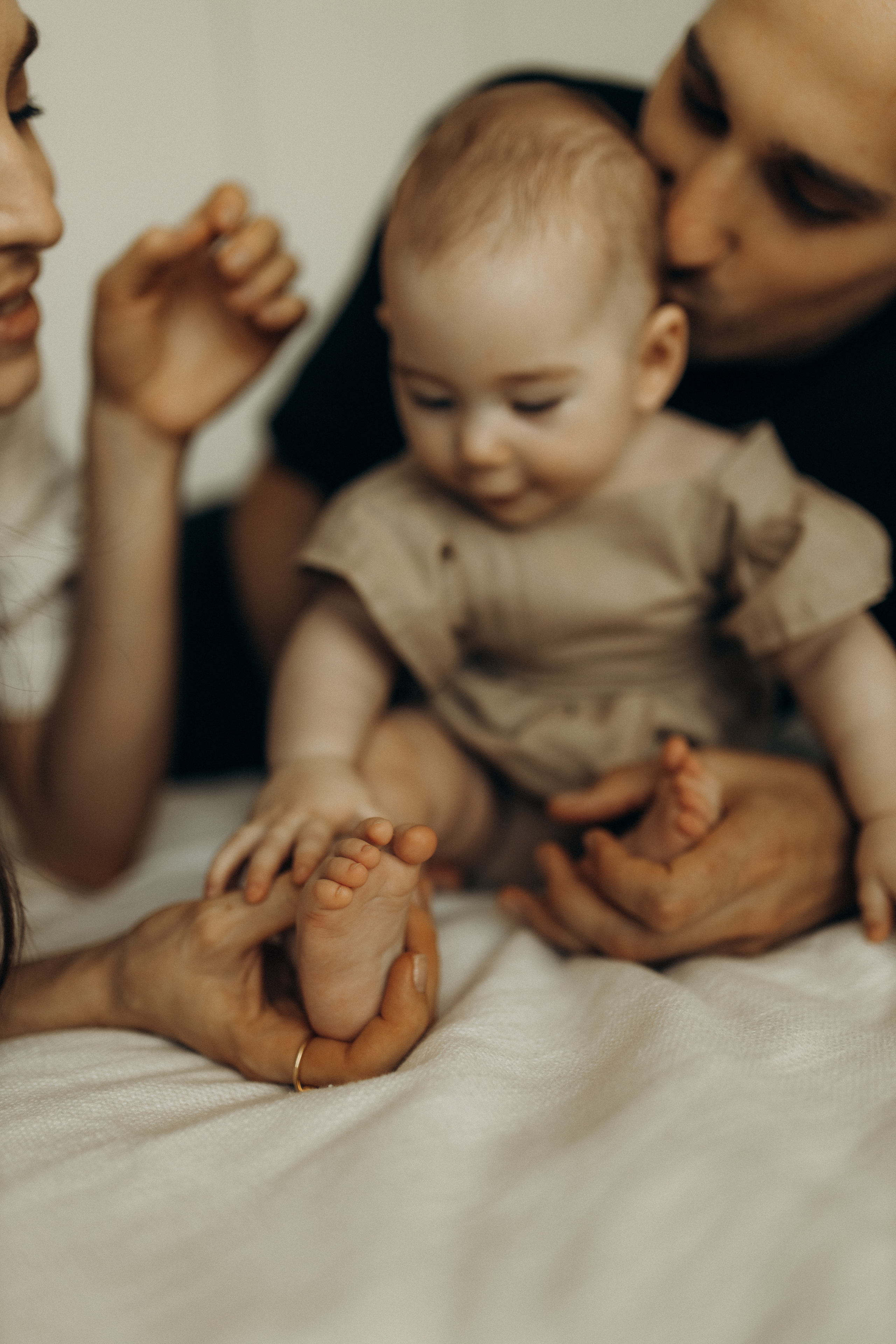 Настя, Оливия, Антон. Семейный фотограф Оля Гладченко