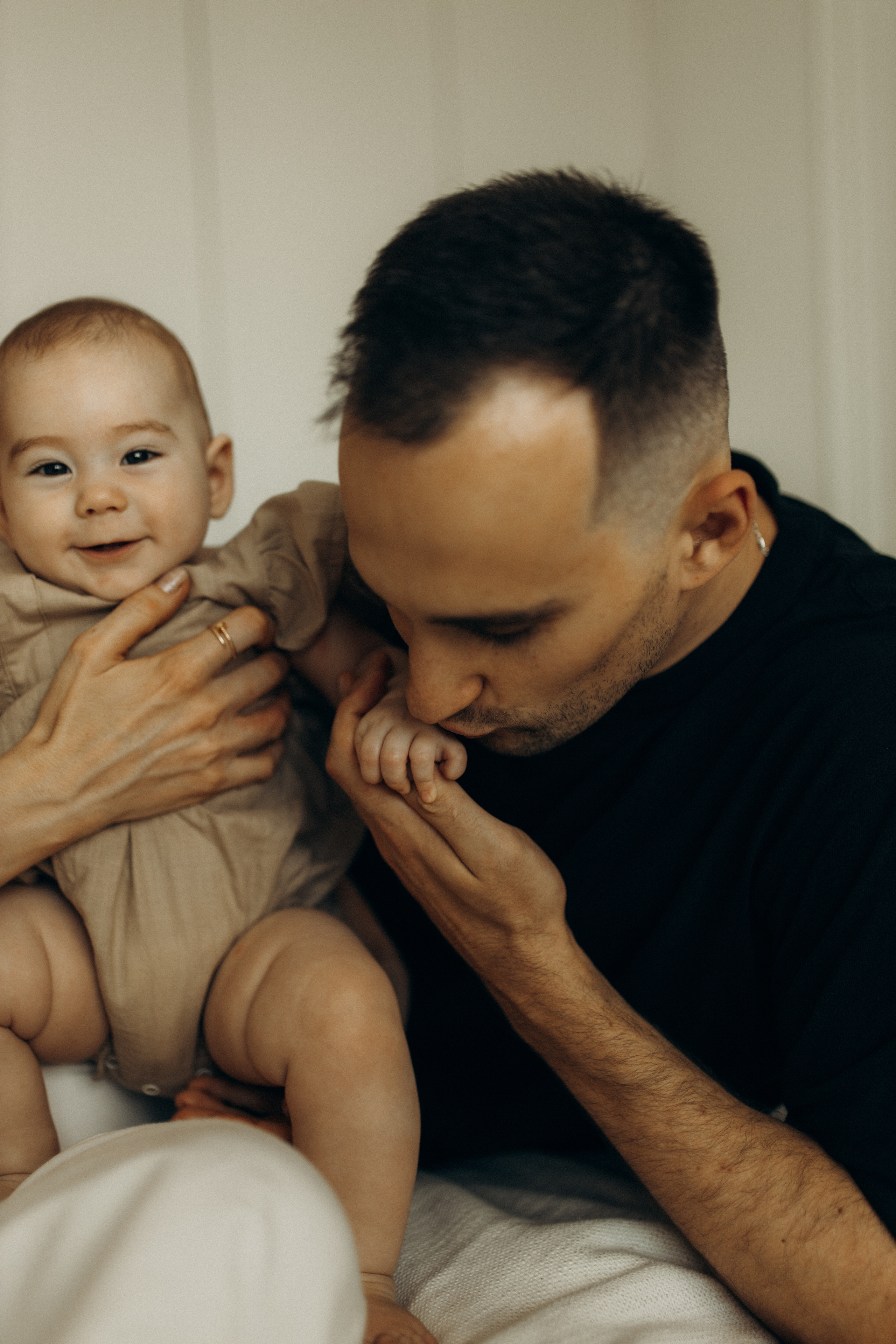 Настя, Оливия, Антон. Семейный фотограф Оля Гладченко