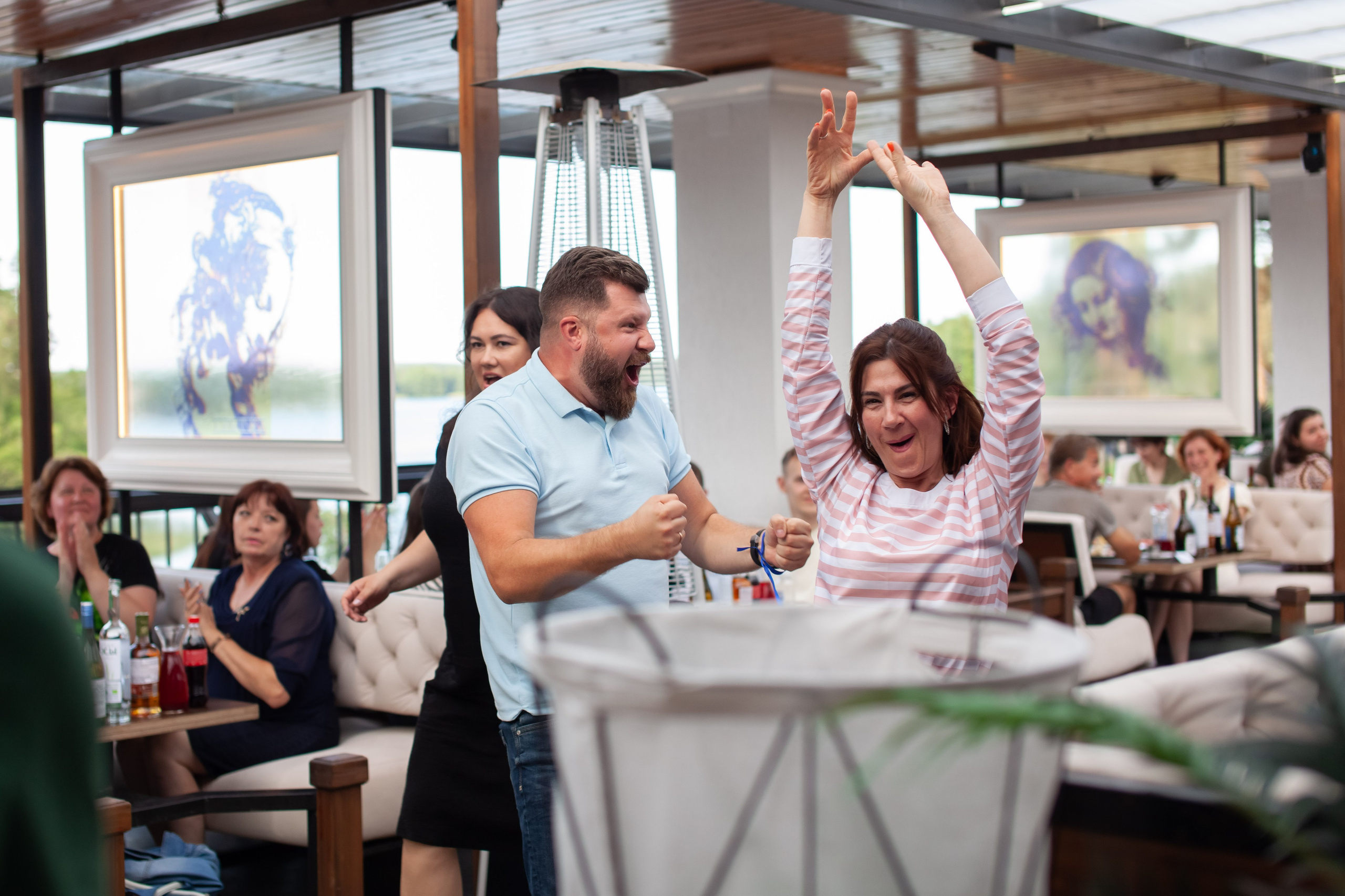 Икапласт — тимбилдинг. Двойняшки-фотографы Анна и Анастасия в Санкт-Петербурге