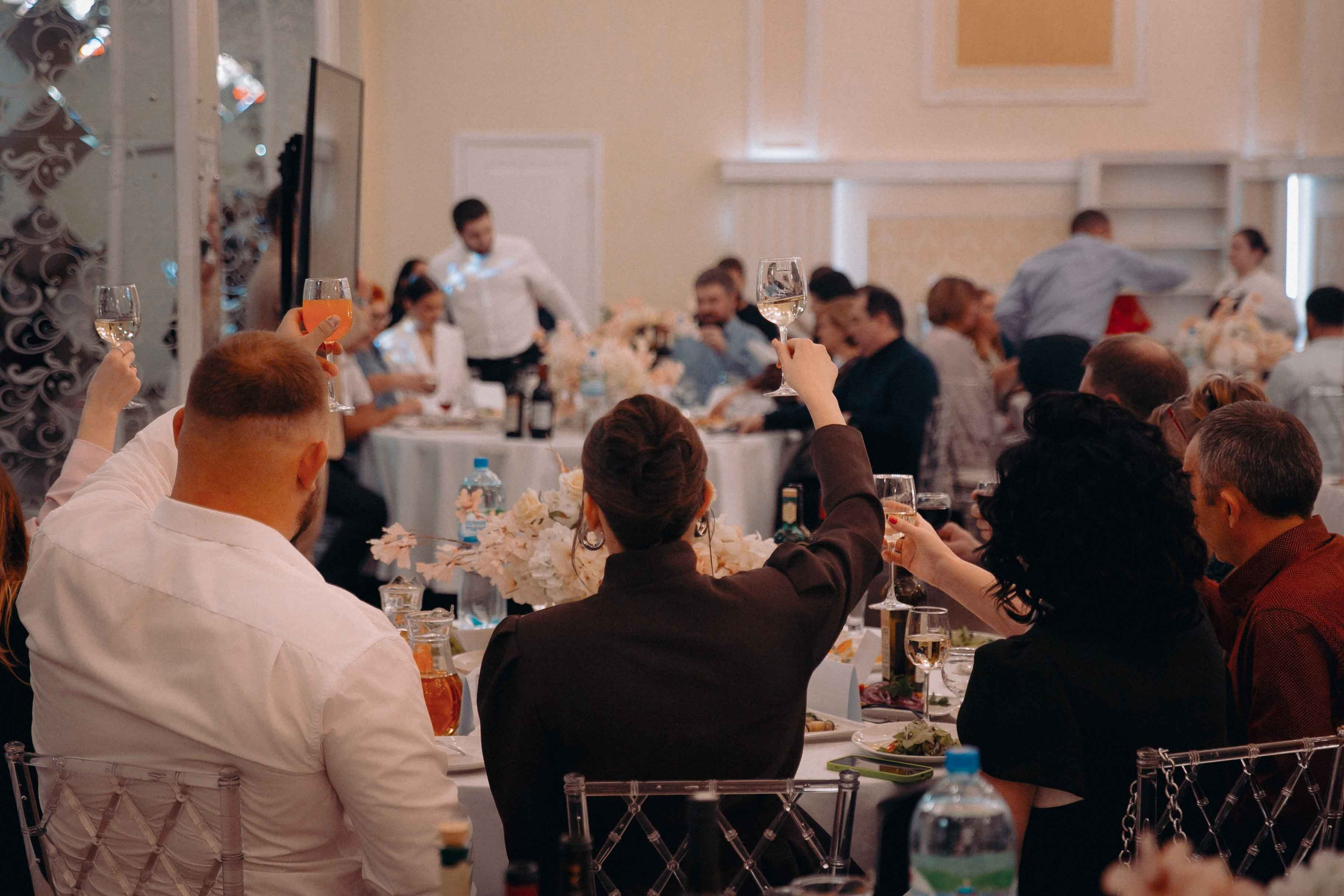 Загс + площадка. Ваш репортажный фотограф Артемий Антонов