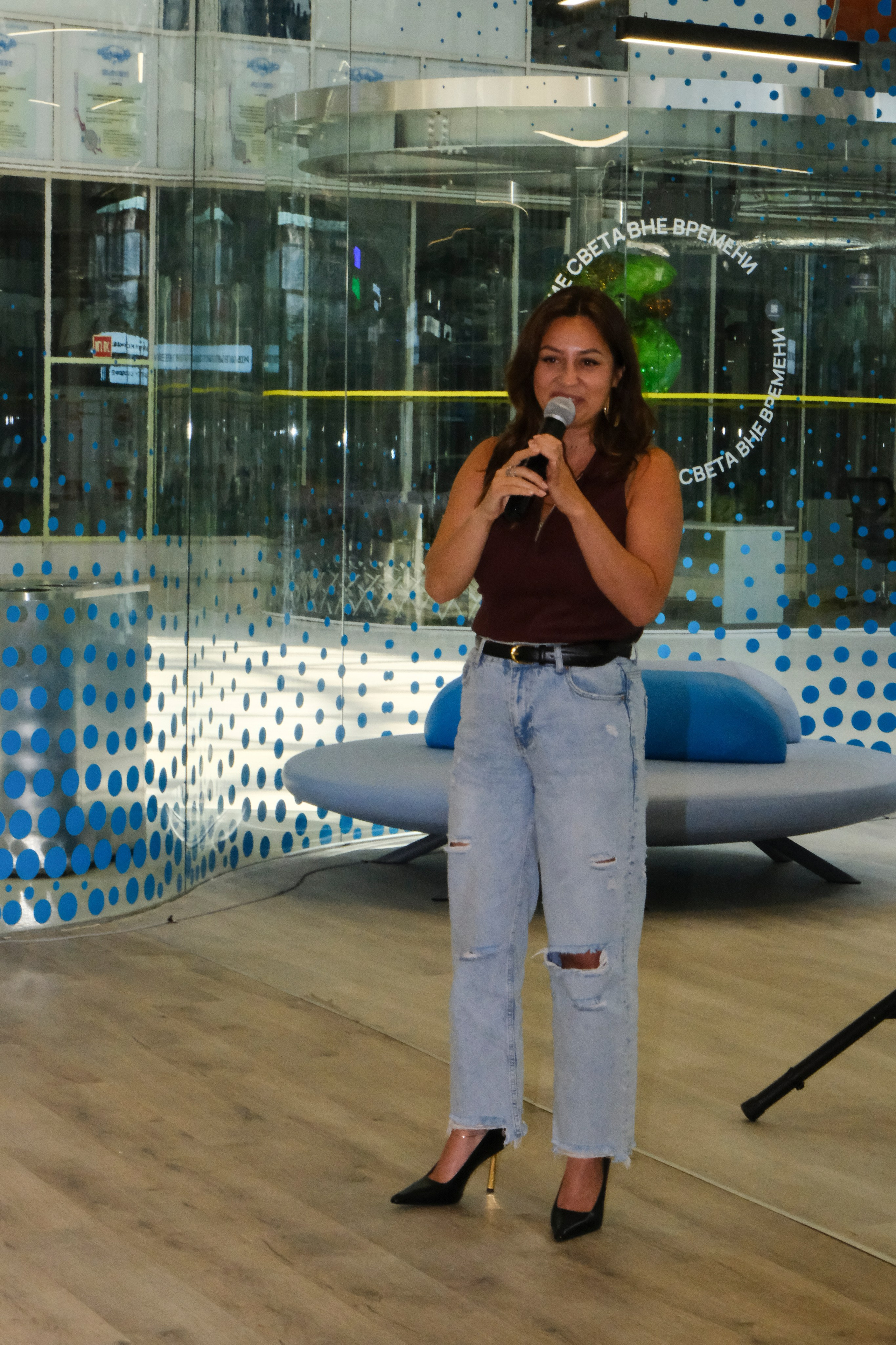 Репортаж бизнес-конференции в Сколково от сообщества BRUSNIKA. Индивидуальная фотосъёмка в Москве. Фотограф Василиса Тарасова