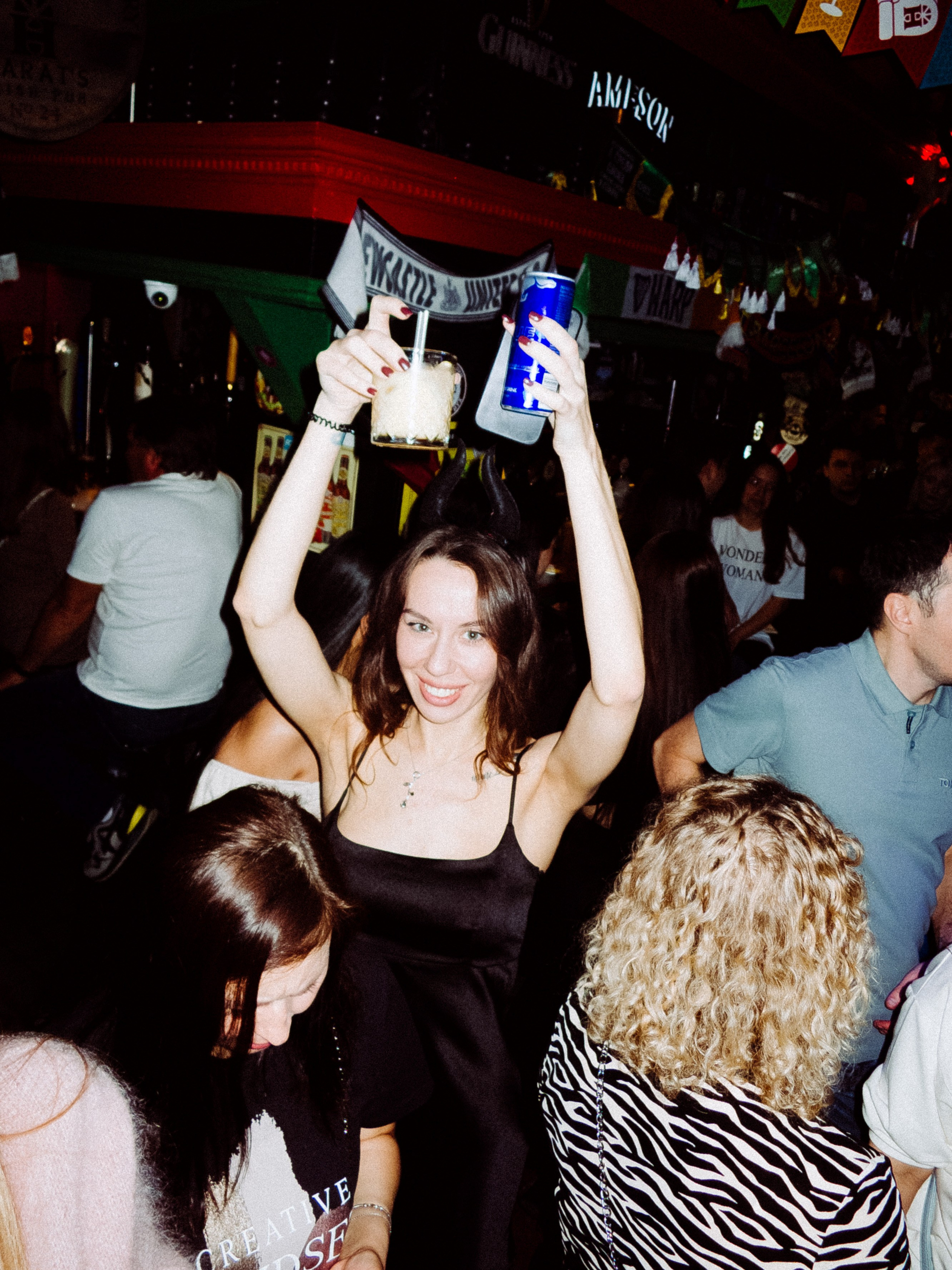 Репортажный фотосъемка в барах и ресторанах