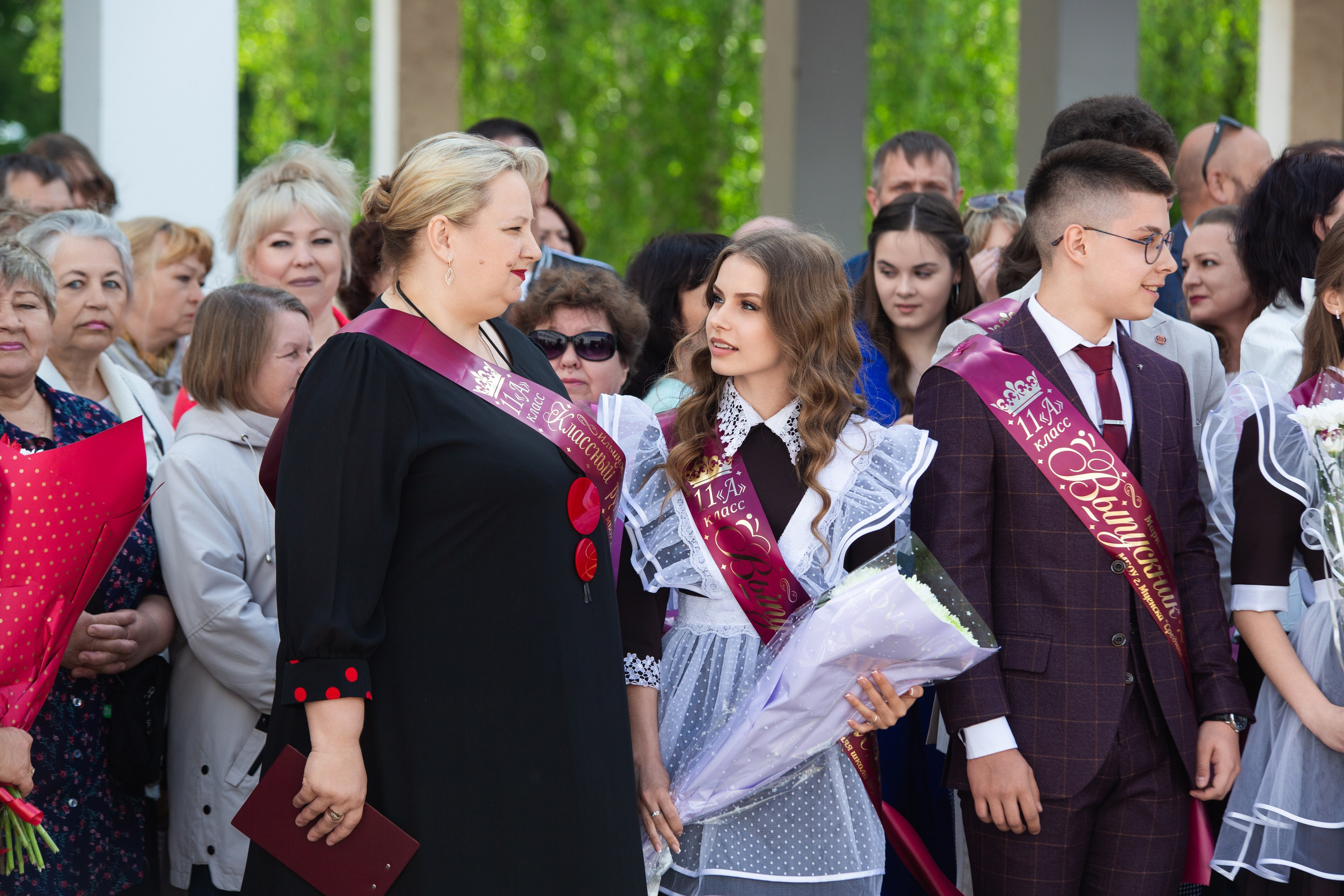 ПОСЛЕДНИЙ ЗВОНОК 2025 9 ШКОЛА. ТВОЙ АЛЬБОМ / ТВОИ ПРАВИЛА