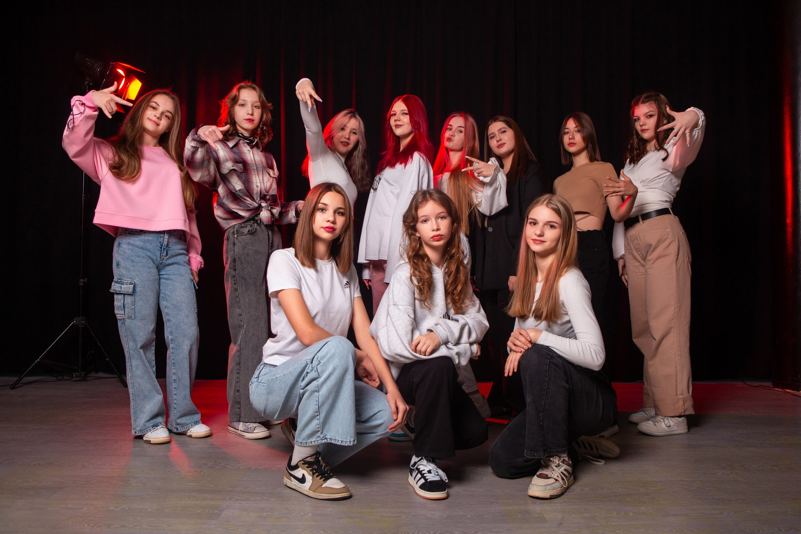 ФОТОСЕССИЯ С ЦВЕТНЫМ СВЕТОМ. ТВОЙ АЛЬБОМ / ТВОИ ПРАВИЛА