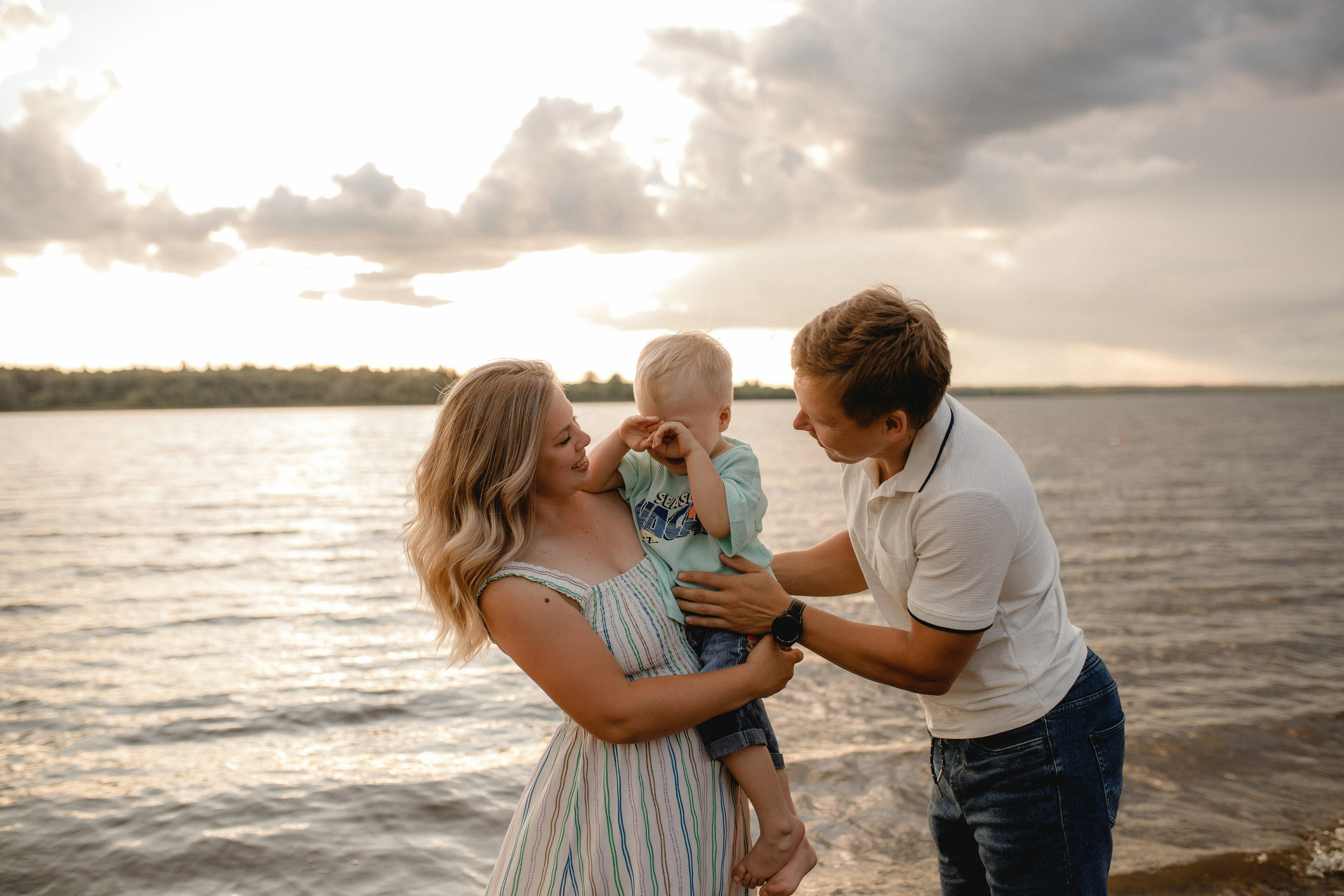 Аня, Ваня и Тимоша. Главная