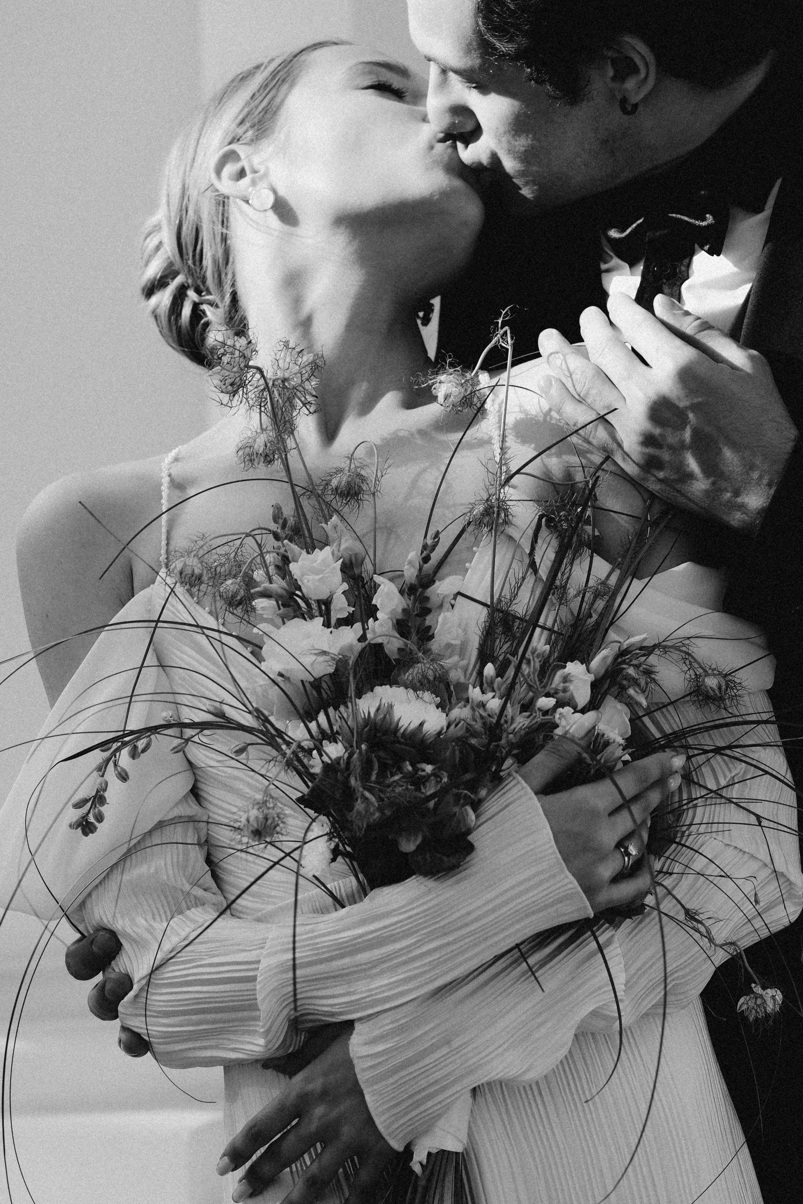 СВАДЕБНАЯ СЬЕМКА В ПАРКЕ ОРАНИЕНБАУМ. Профессиональный фотограф, Санкт-Петербург — Виктория Богомолова