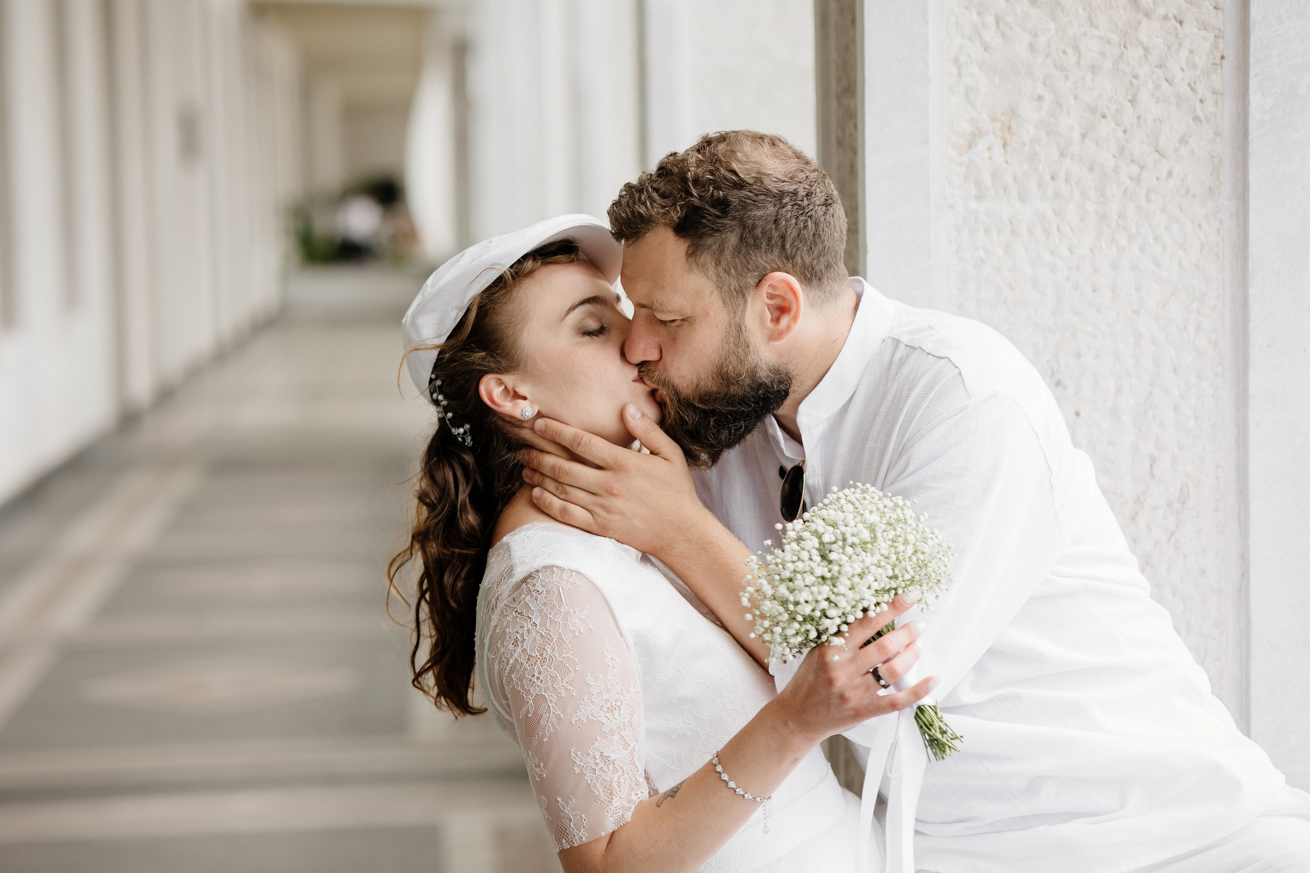 Свадьба на стадионе Спартак Лукойл Арена, свадьба на Северном речном вокзале, свадьба в метро, новые адреса счастья. Свадебный и семейный фотограф Екатерина Иванова