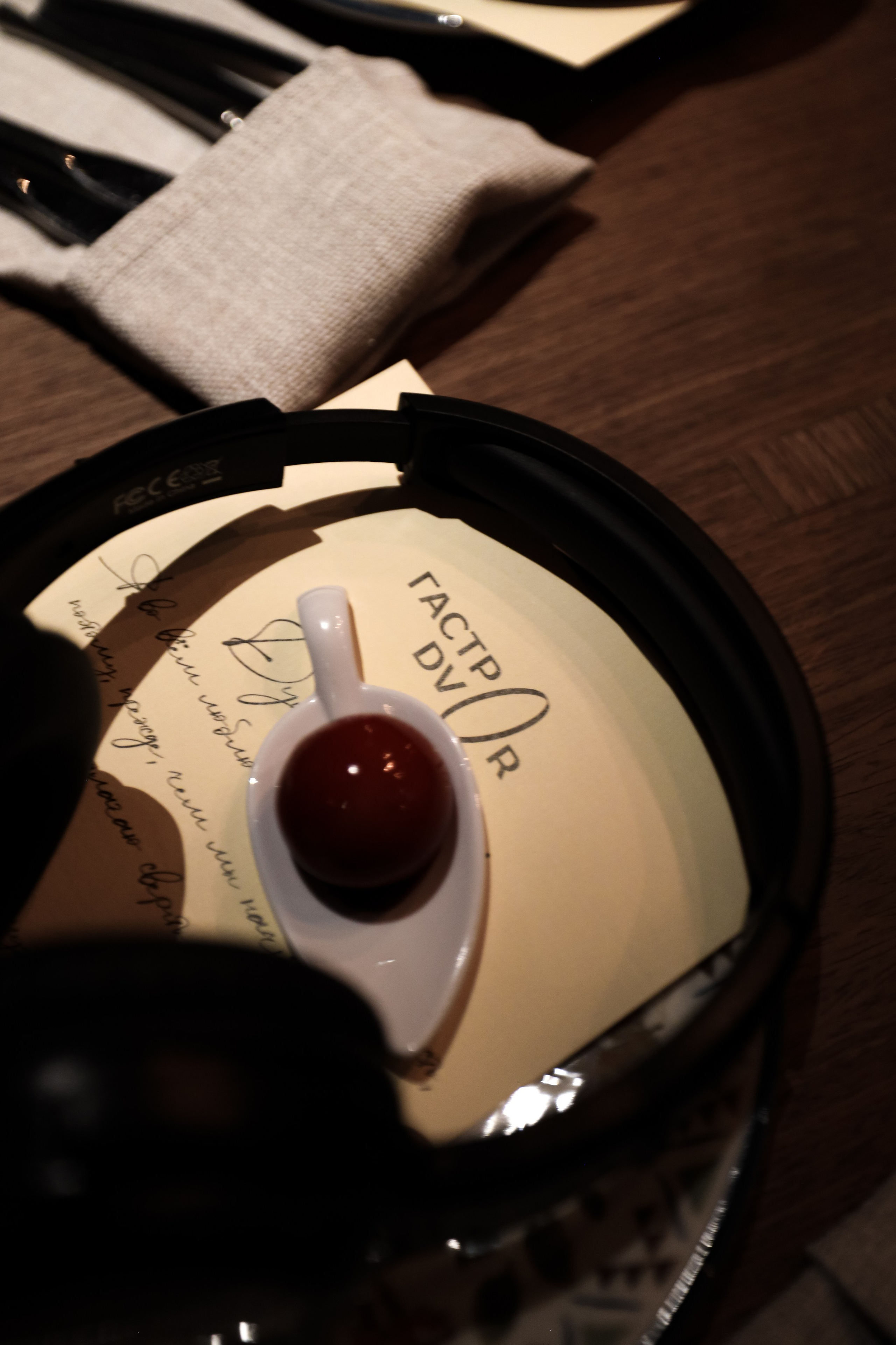 Gastrodvor «Диалог с Чеховым». Дженбаз Павел — фотограф в Ялте