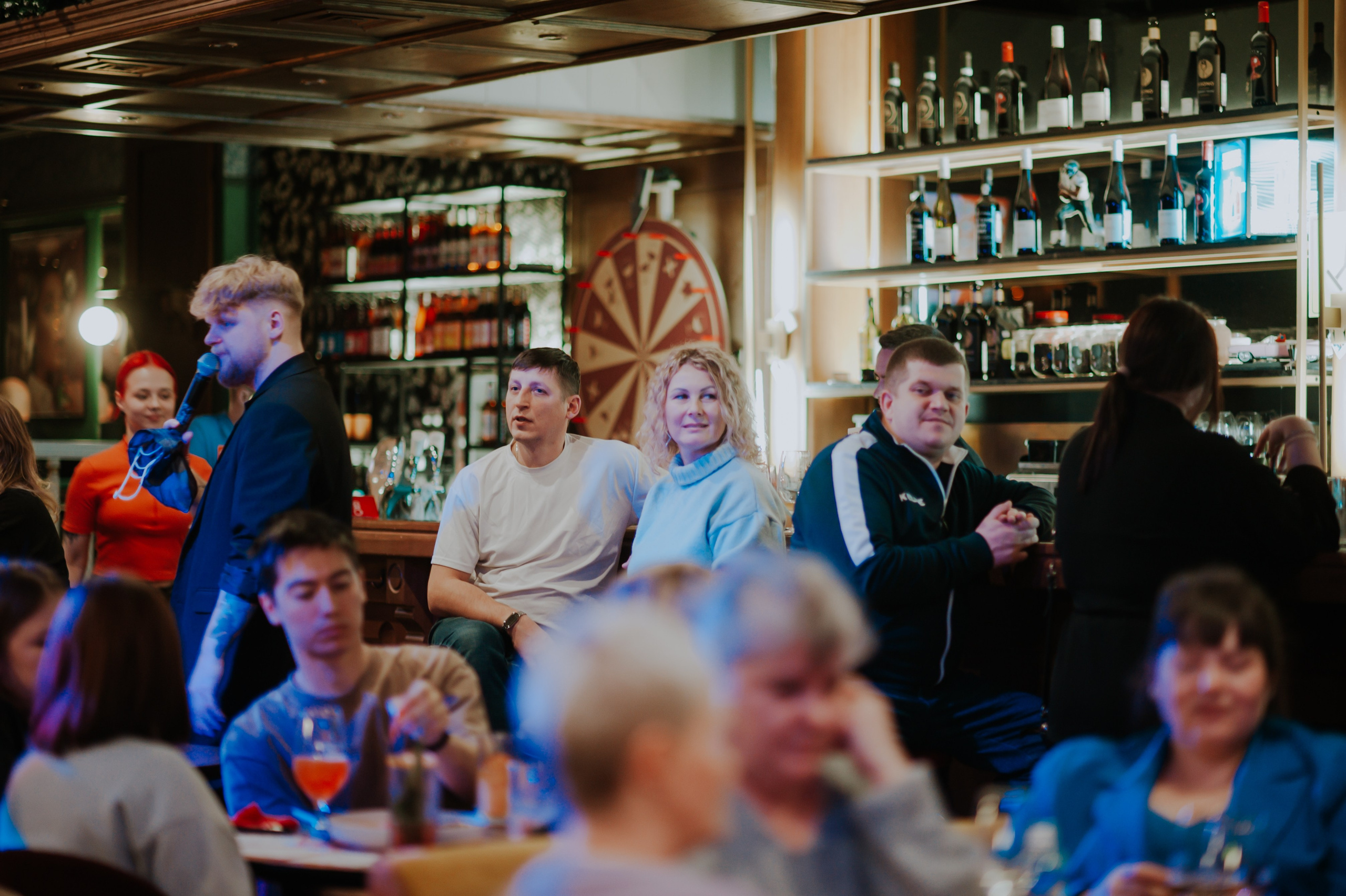 Музыкальное лото в баре Groodki. Портретный и лайфстайл фотограф в Санкт-Петербурге