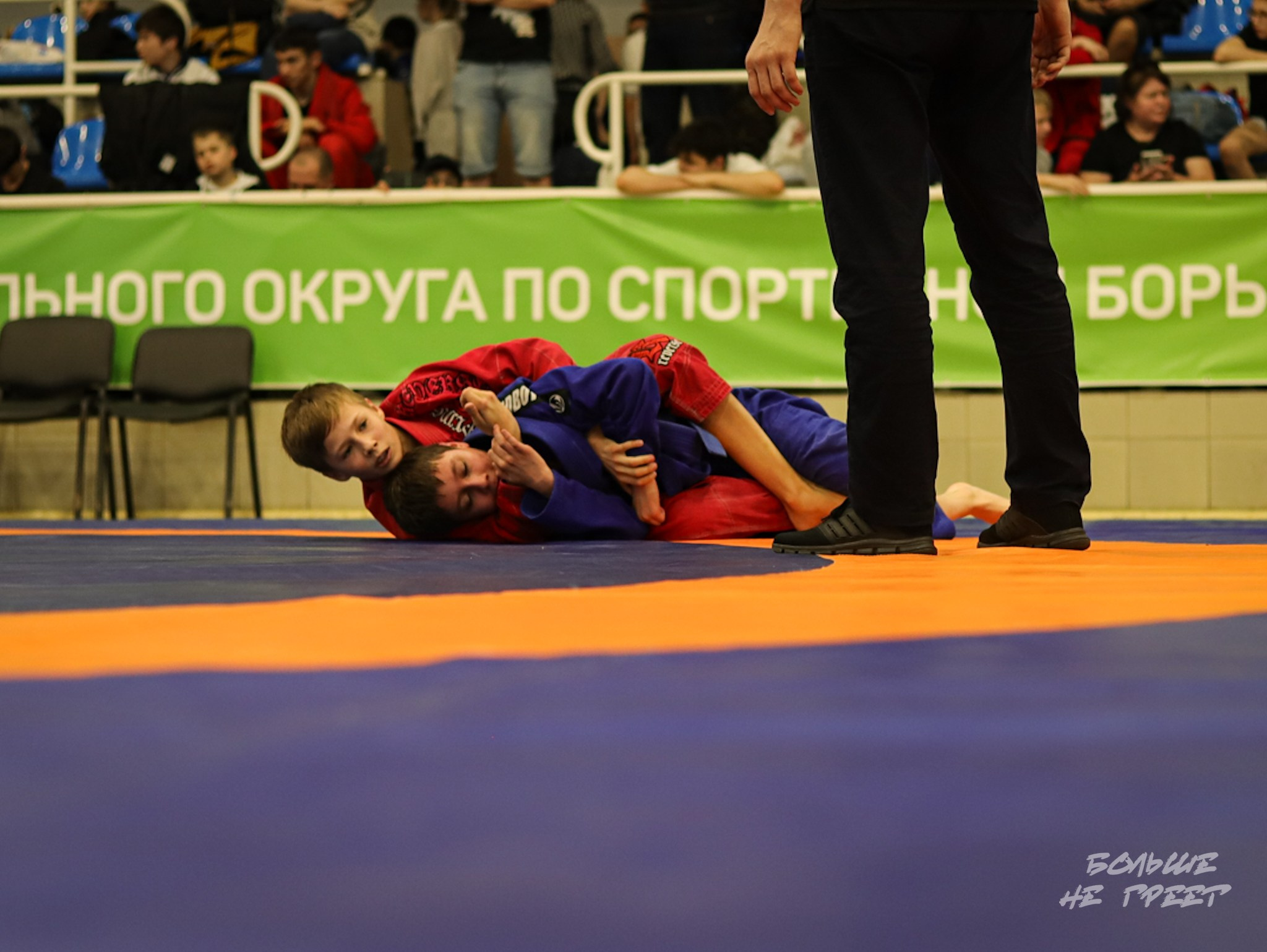 ПЕРВЕНСТВО УРФО ПО СПОРТИВНОЙ БОРЬБЕ ГРЭППЛИНГ И ГРЭППЛИНГ-ГИ. Больше не греет