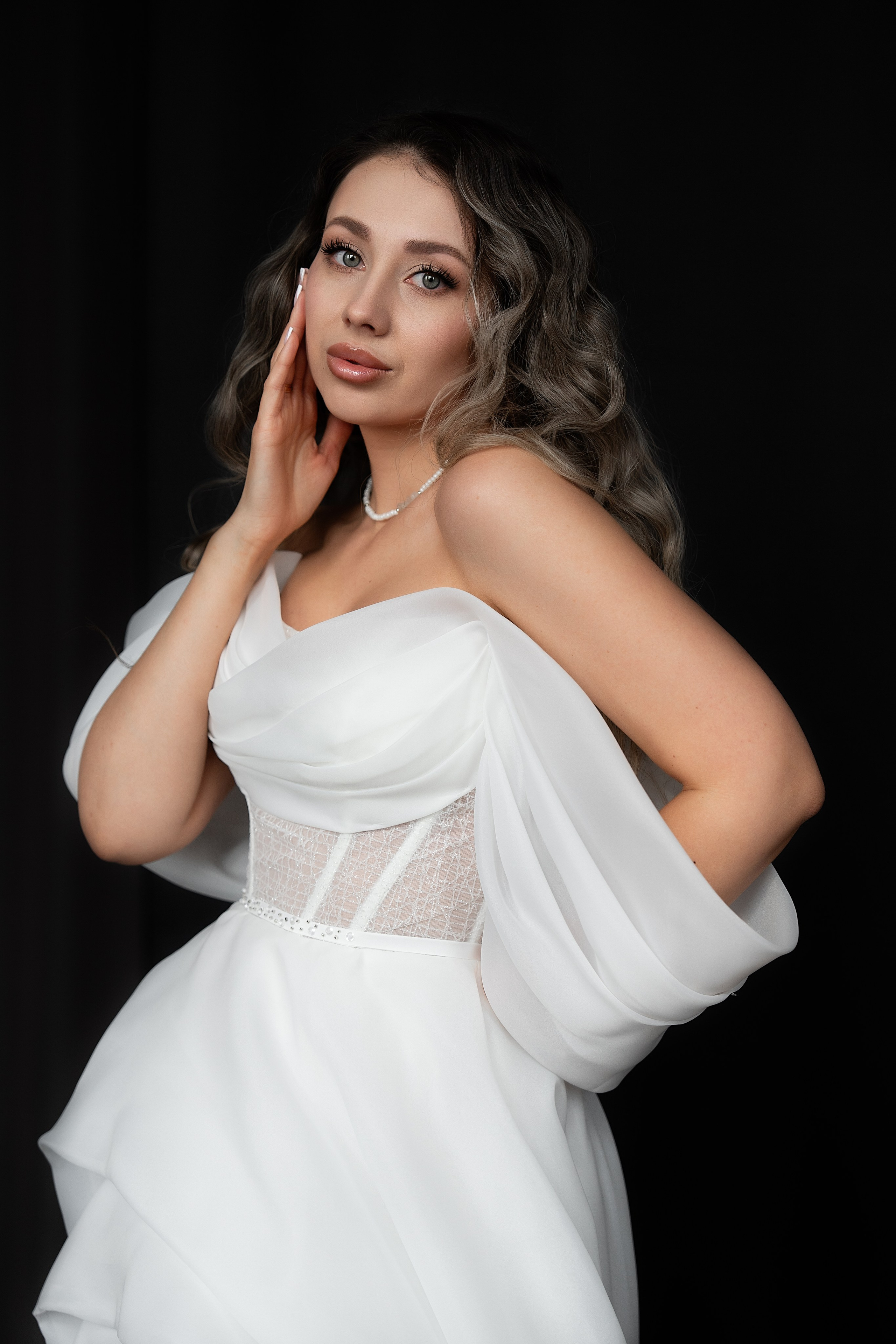 Яна. Главная