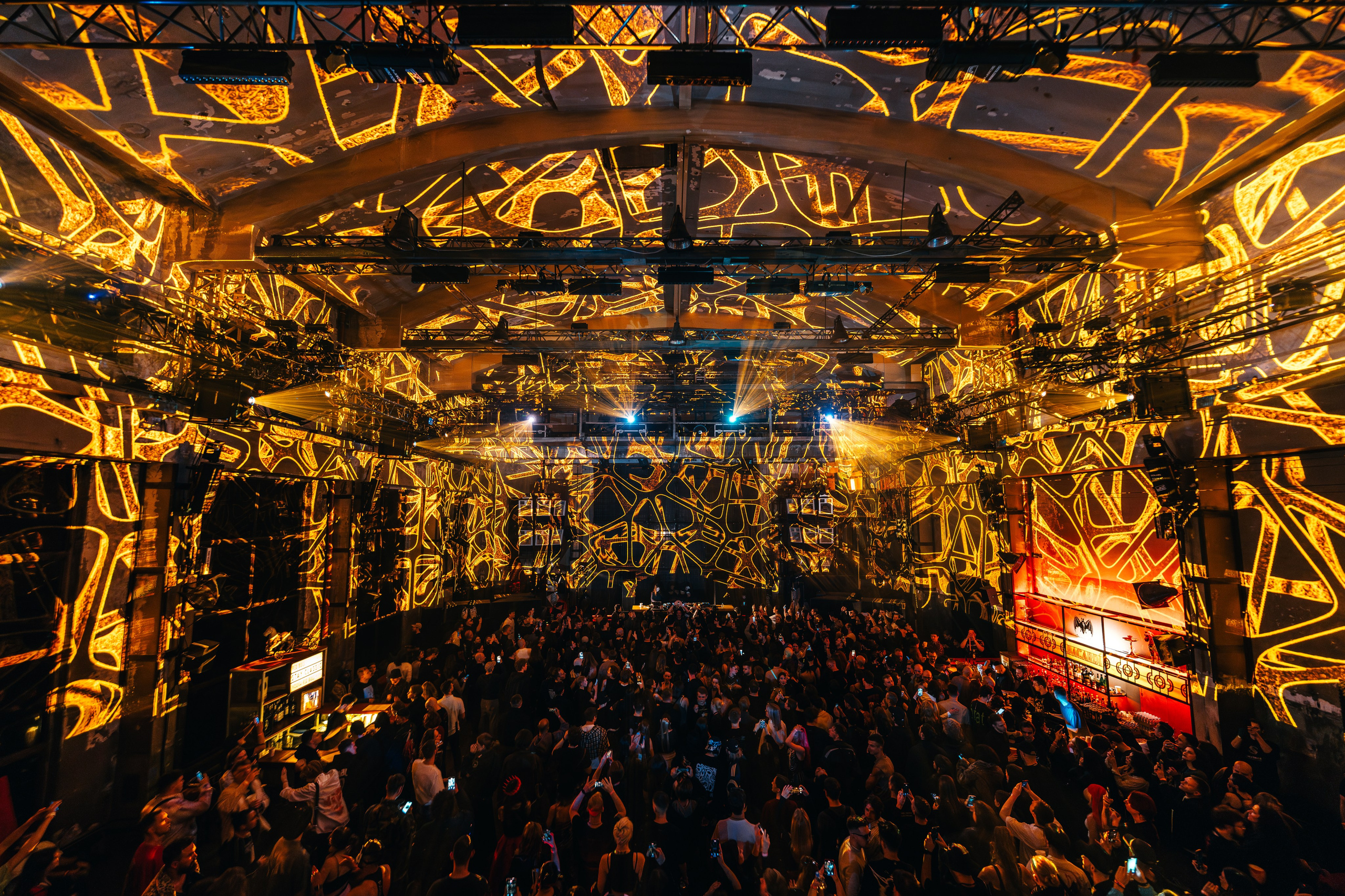 SICK YEARS, ARMA ╳ SILA SVETA. @tomrus: Рустам Шагиморданов — фотограф