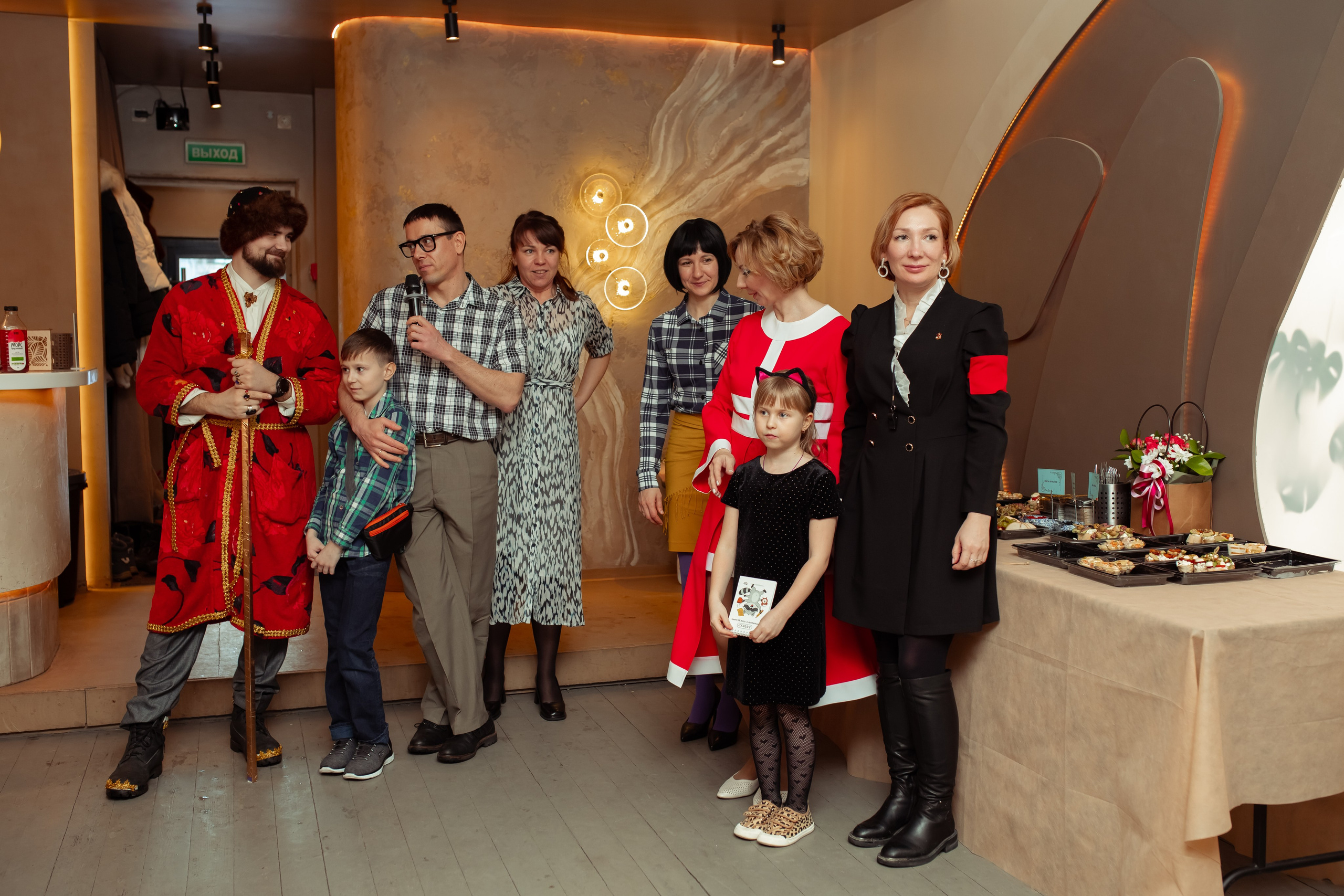 Юбилей Анны в стиле Гайдая. Семейный и детский фотограф в Москве Дорогова Екатерина