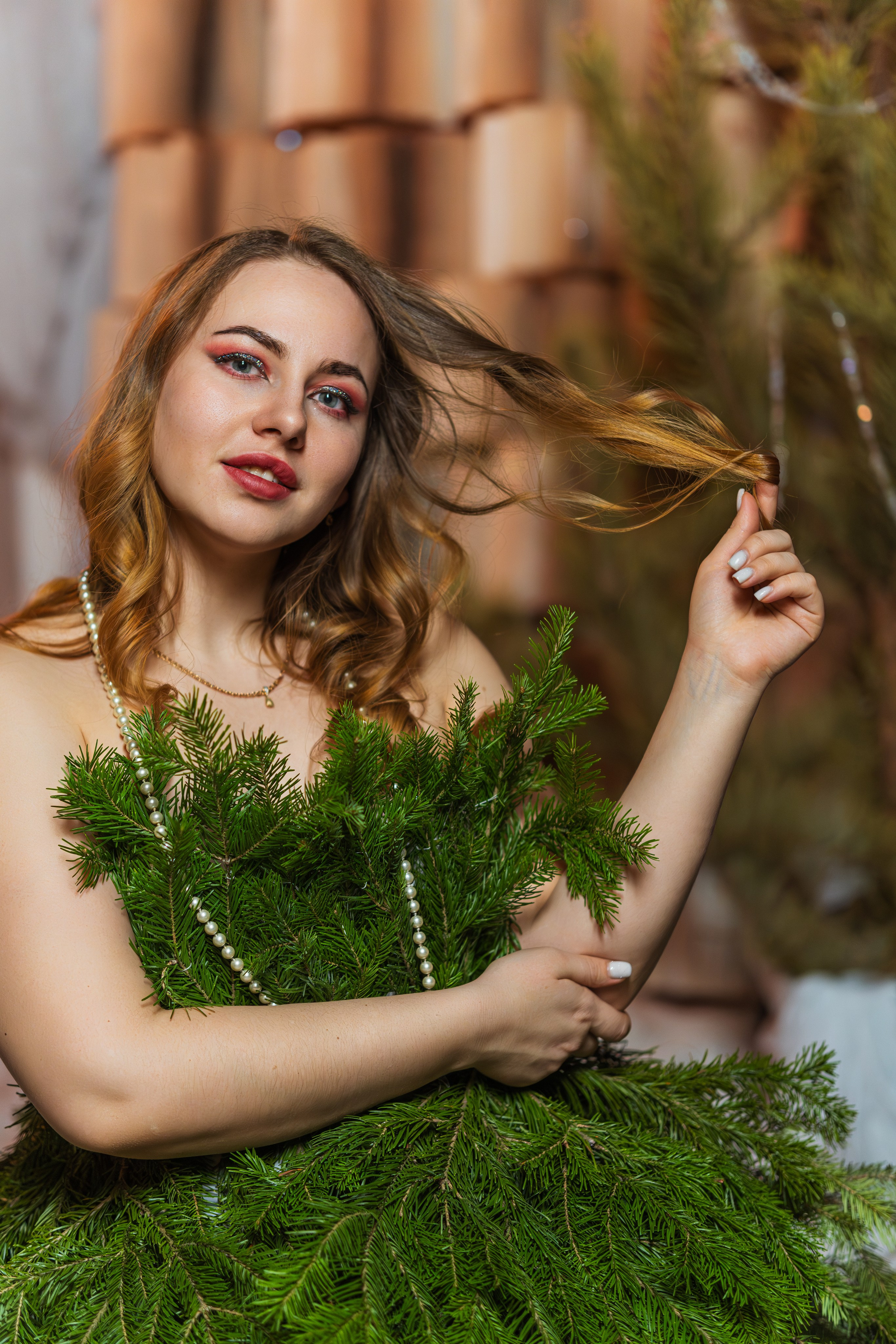 Виктория в пихтовом платье. Портретный, репортажный и свадебный фотограф в Екатеринбурге Денис Южаков