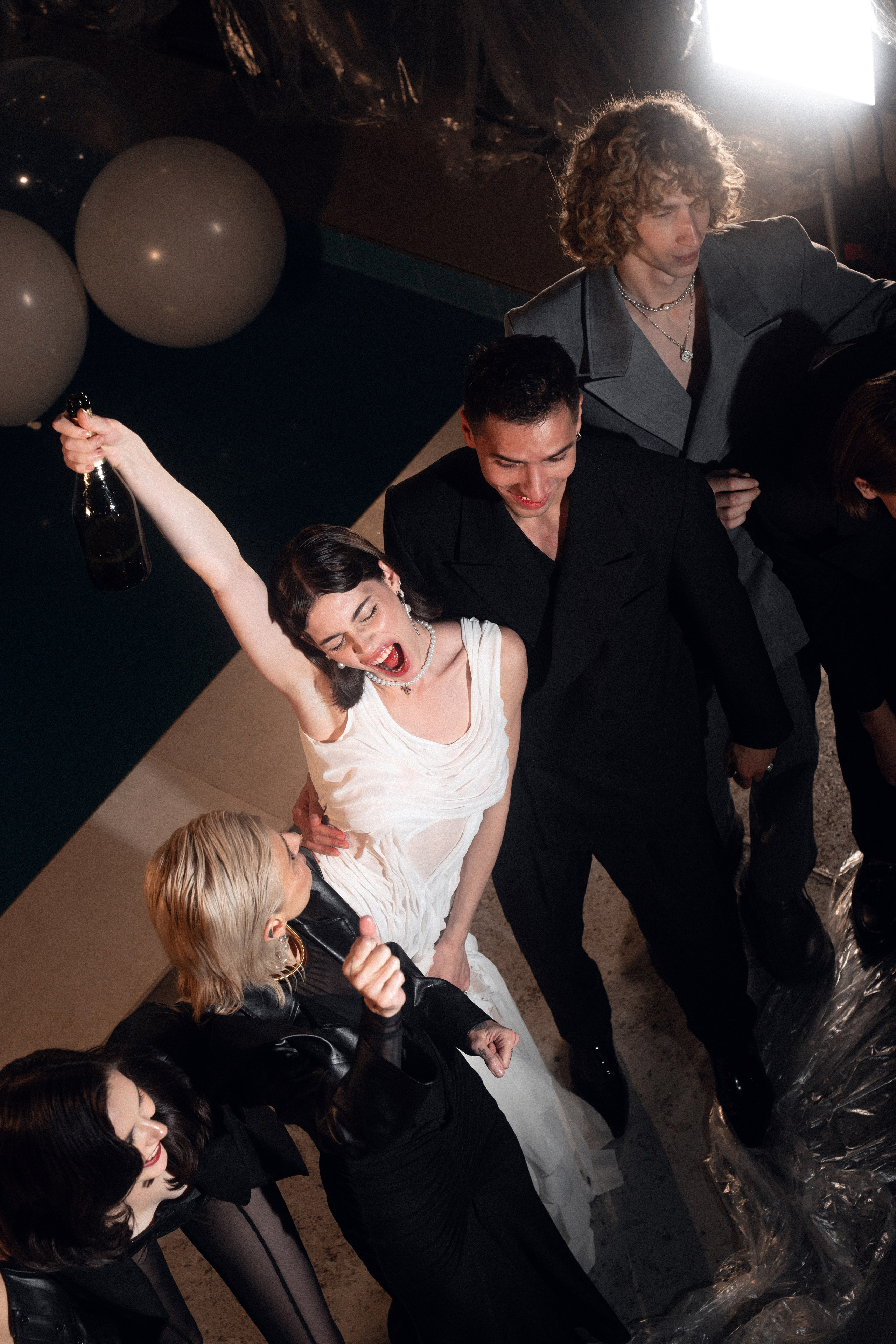 Bubbles. Свадебный фотограф Наташа Брифли