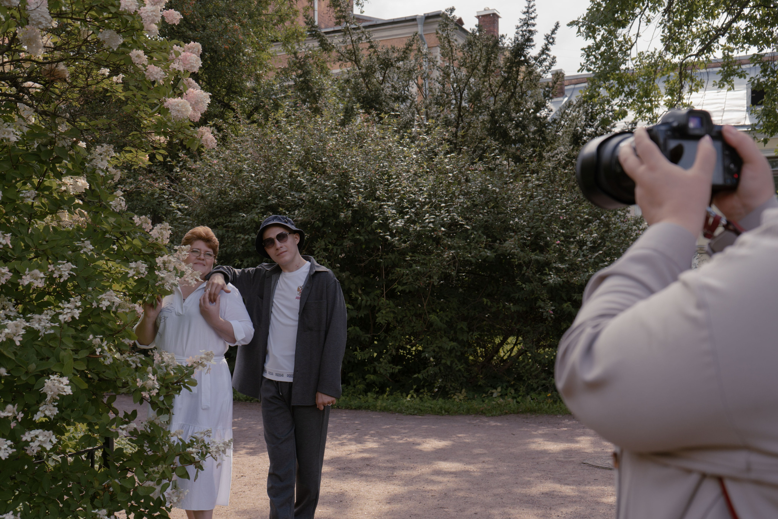 Бэкстейдж фотосессии подопечных фонда Адвита и их семей. Юля Мурашова портретный и документальный фотограф