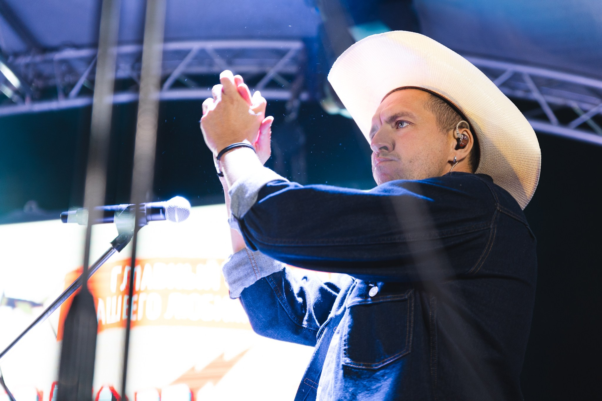 Биртман. Kaliningrad 24. KRIS KRUPINNIKOVA