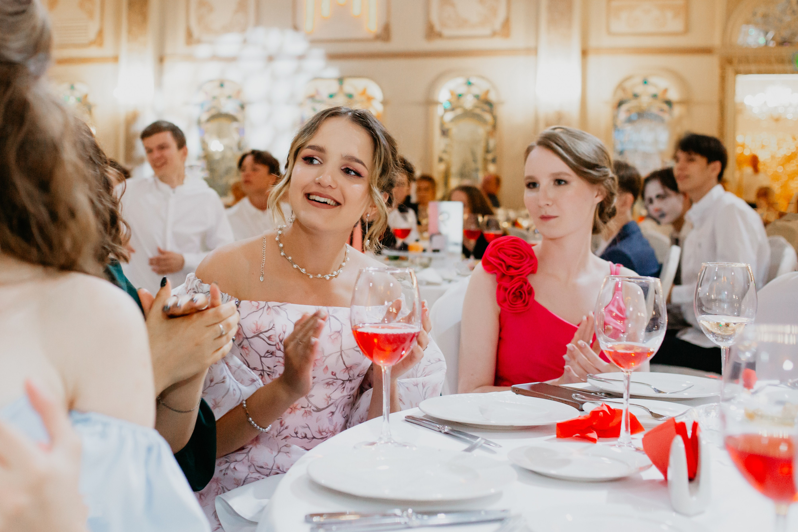 Выпускной. 11 лицей. Фотограф в Челябинске Ополихина Анна