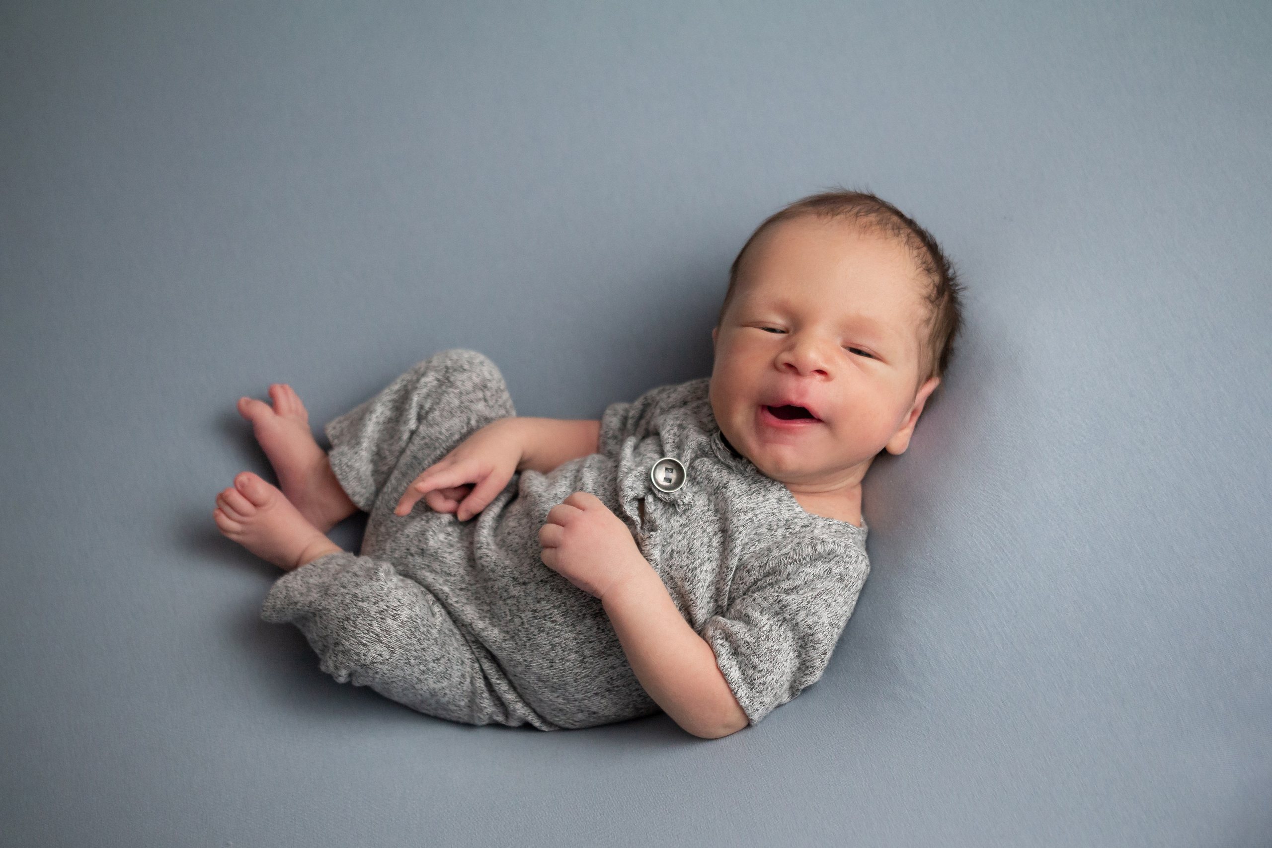 Классический стиль newborn. Фотограф новорождённых Анапа Елена Кушнарь