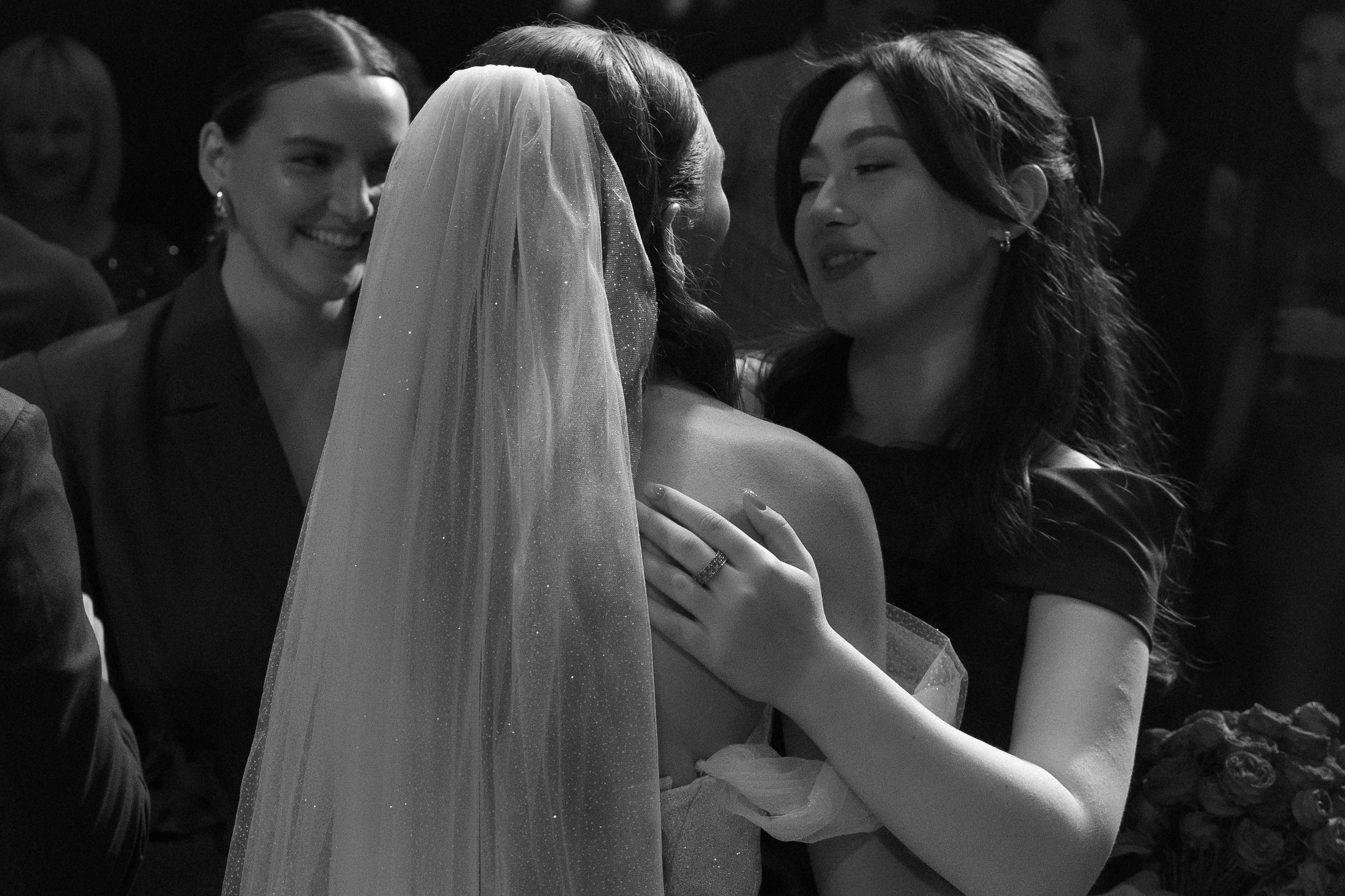 Red wedding. Свадебный фотограф Красноярск Элина Леонова