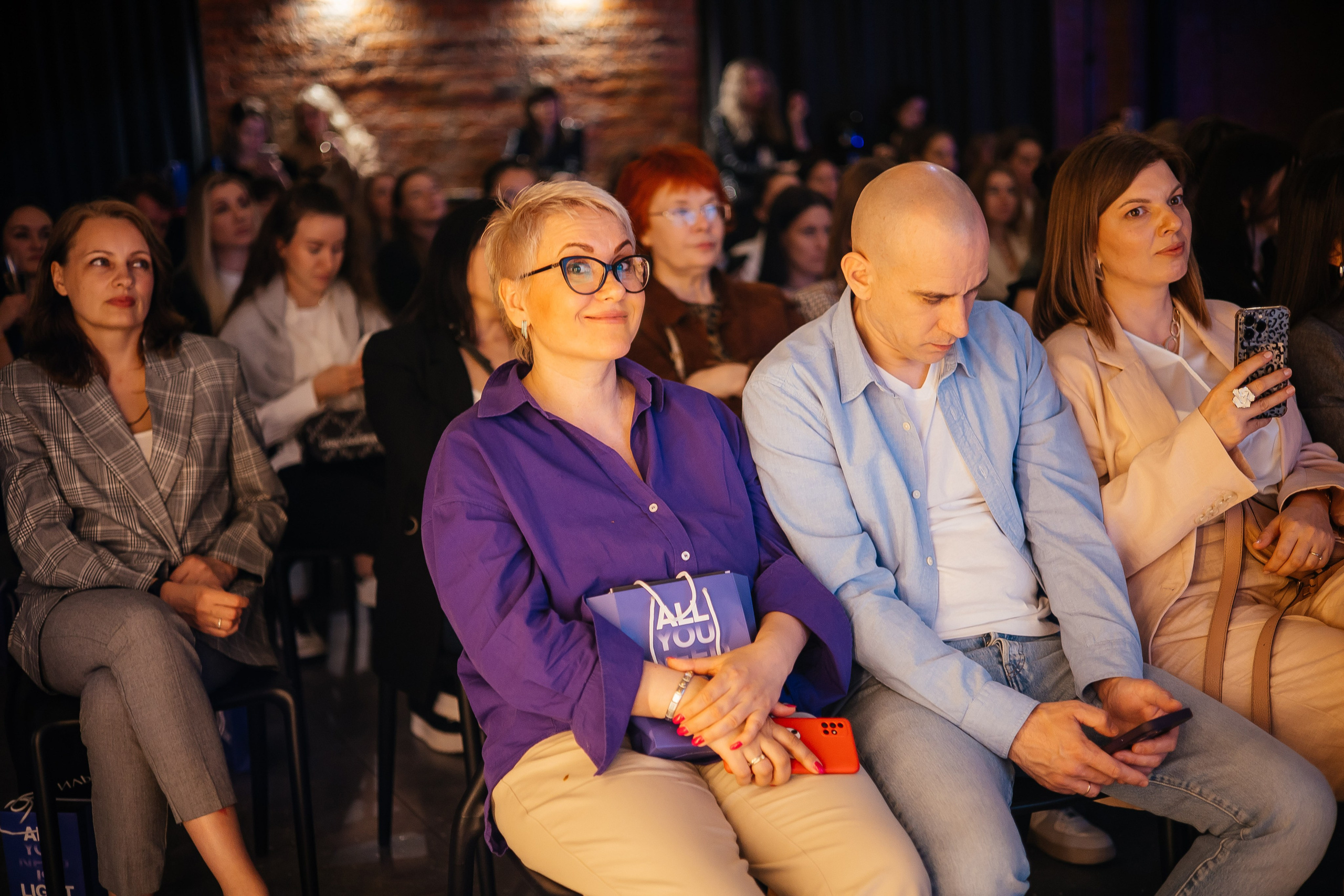 Презентация новинок систем света Maytoni в One way loft. Фотограф в Красноярске Надежда Воскресенская