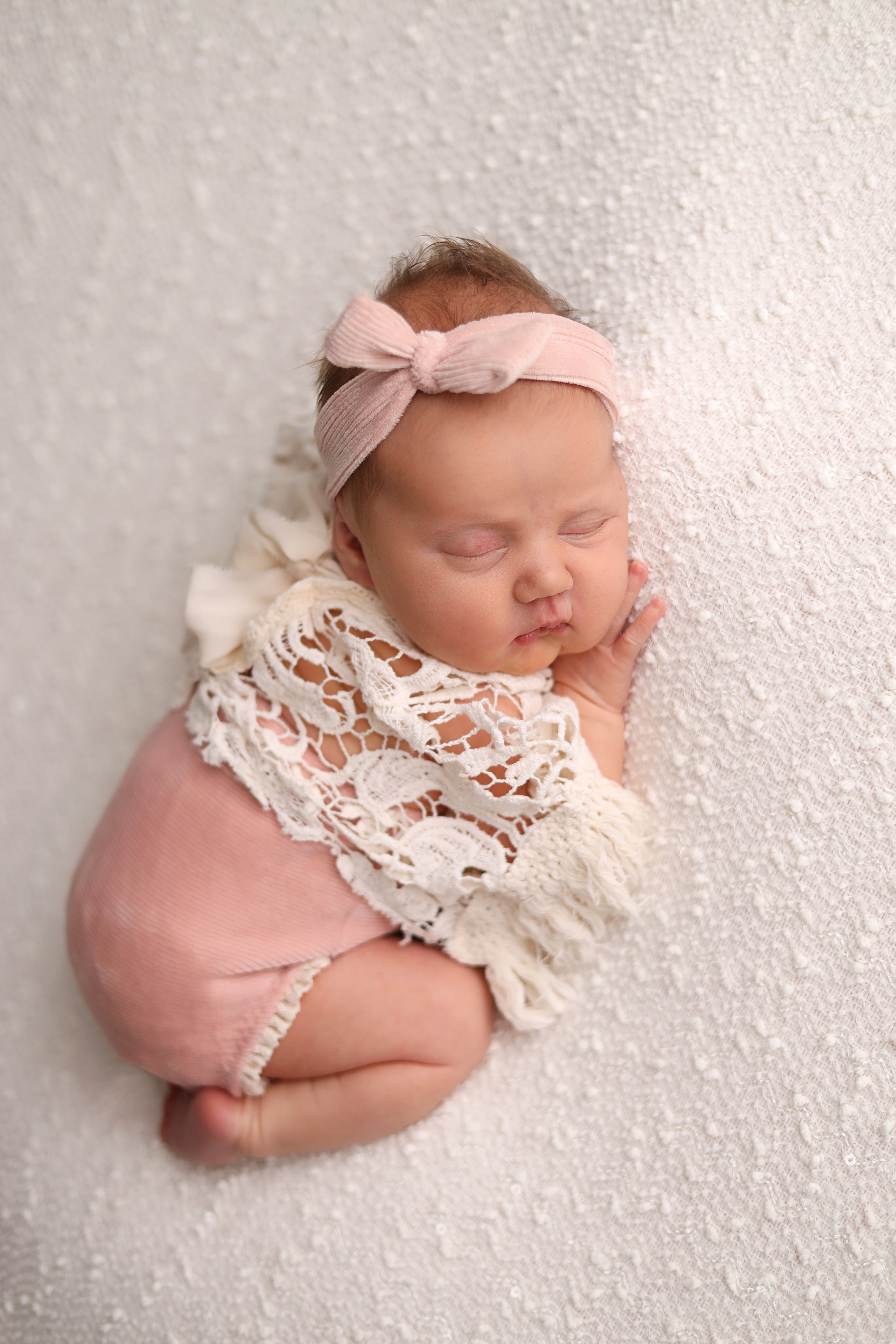 Ньюборн фотосъемка Майи. Фотограф новорожденных в Москве Светлана Столярова. Фотограф новорожденных Москва. Ньюборн фотограф Москва