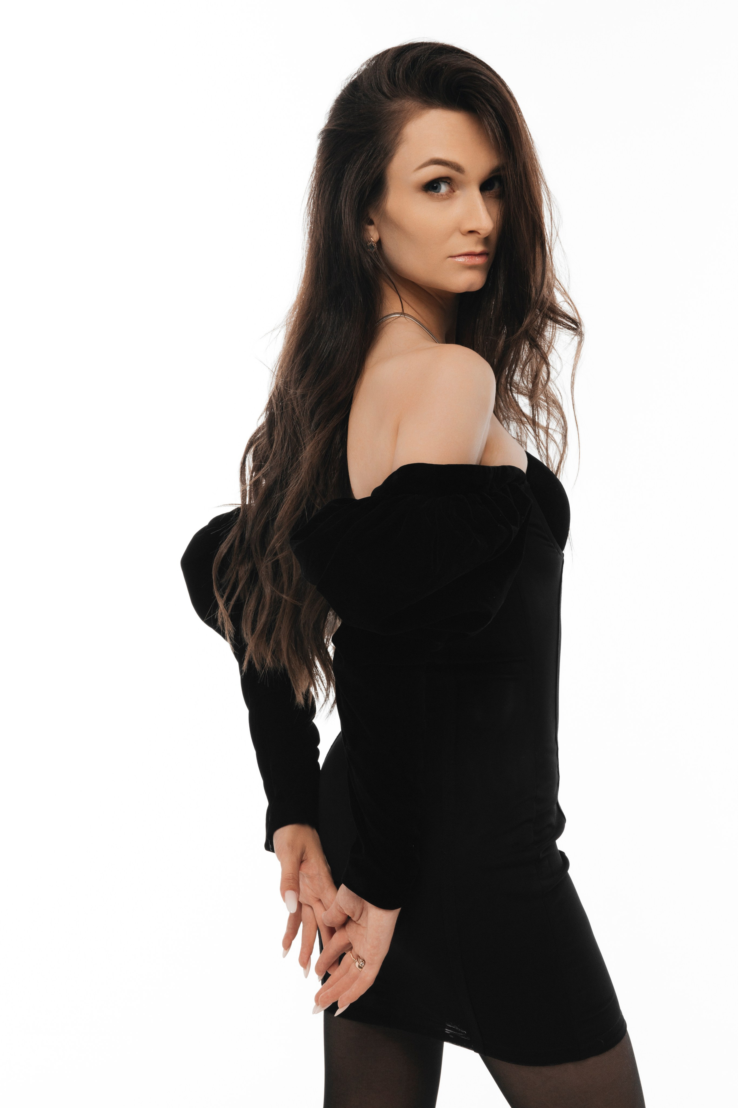 Руслана с семьей. Главная