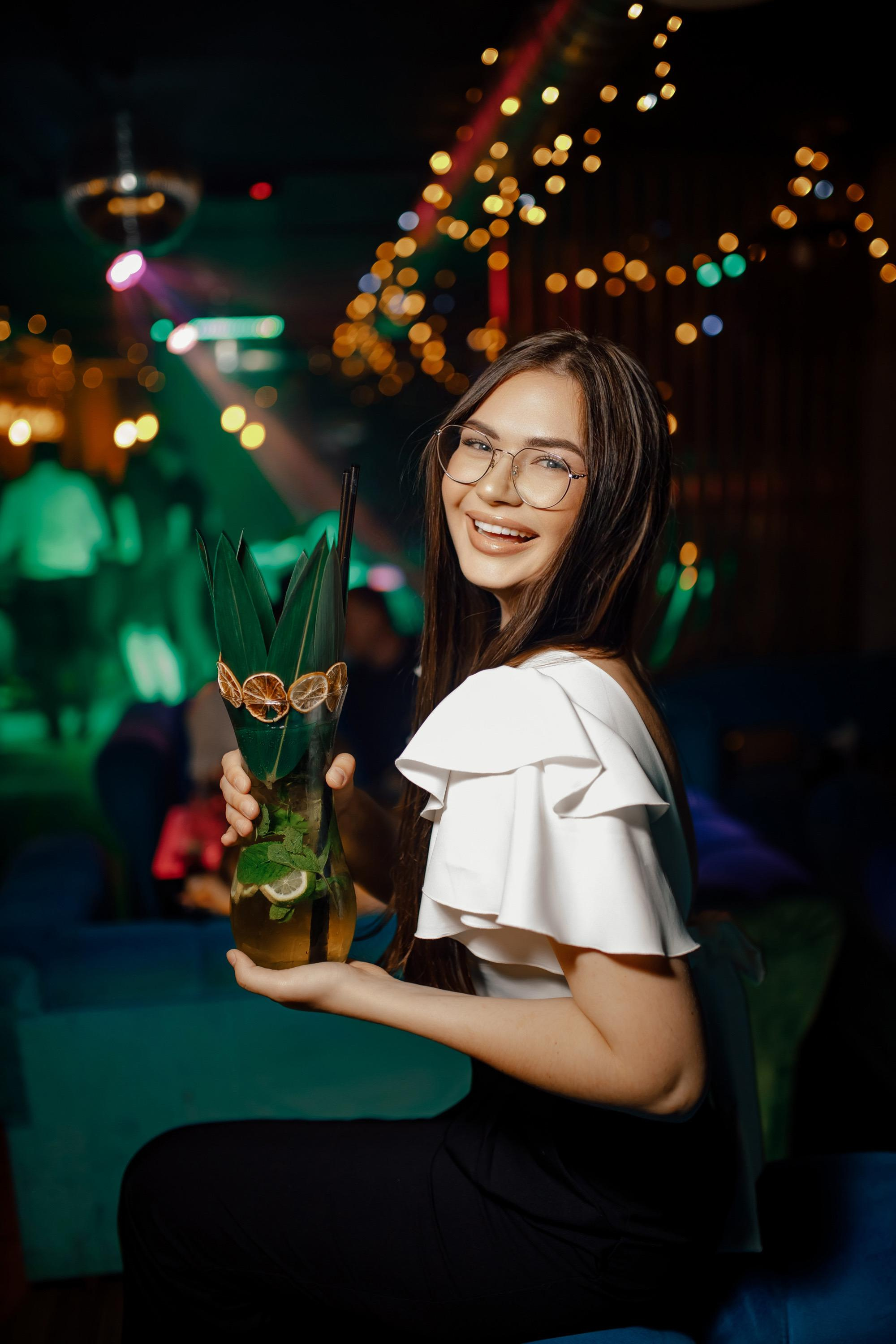 30\09\2022 Караоке в Мяте Спортивная. Мята Спортивная — Кальянная, караоке, бар в Минске