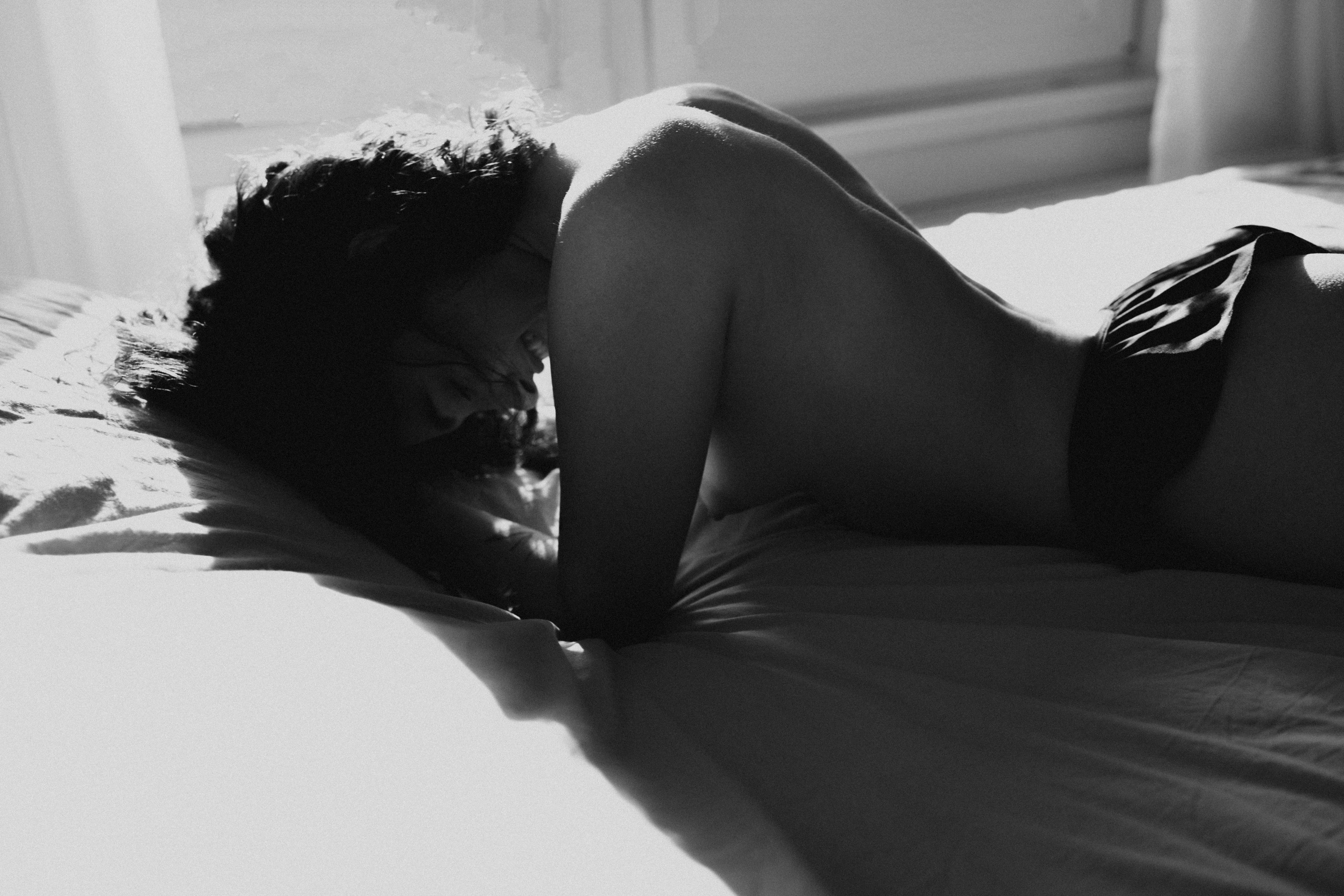 I am Diana, a portrait photographer. I take pictures around the world