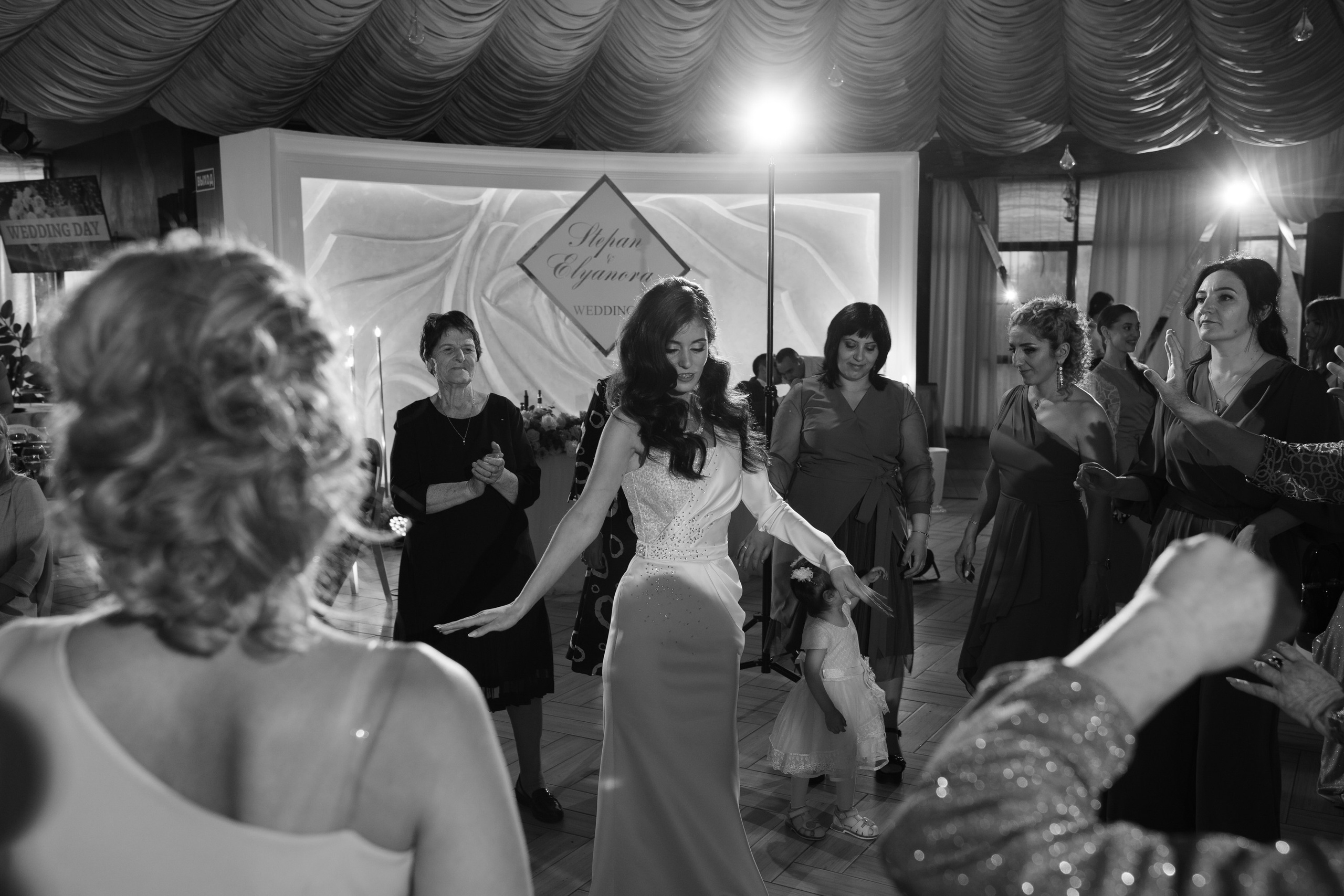 Степан и Элянора (полный день). Свадебный фотограф