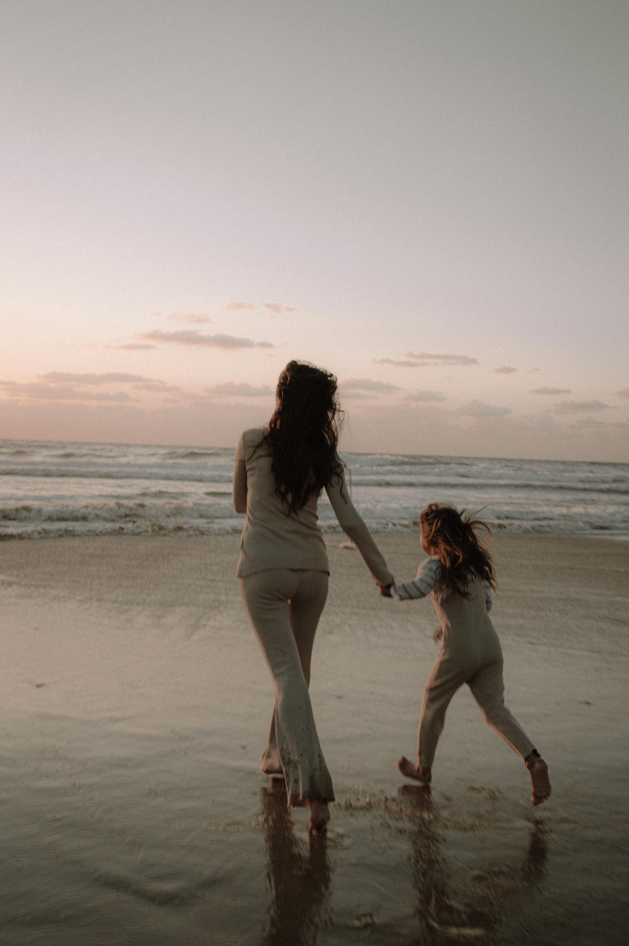 ALINA & KIRA. Cause I See So Photography