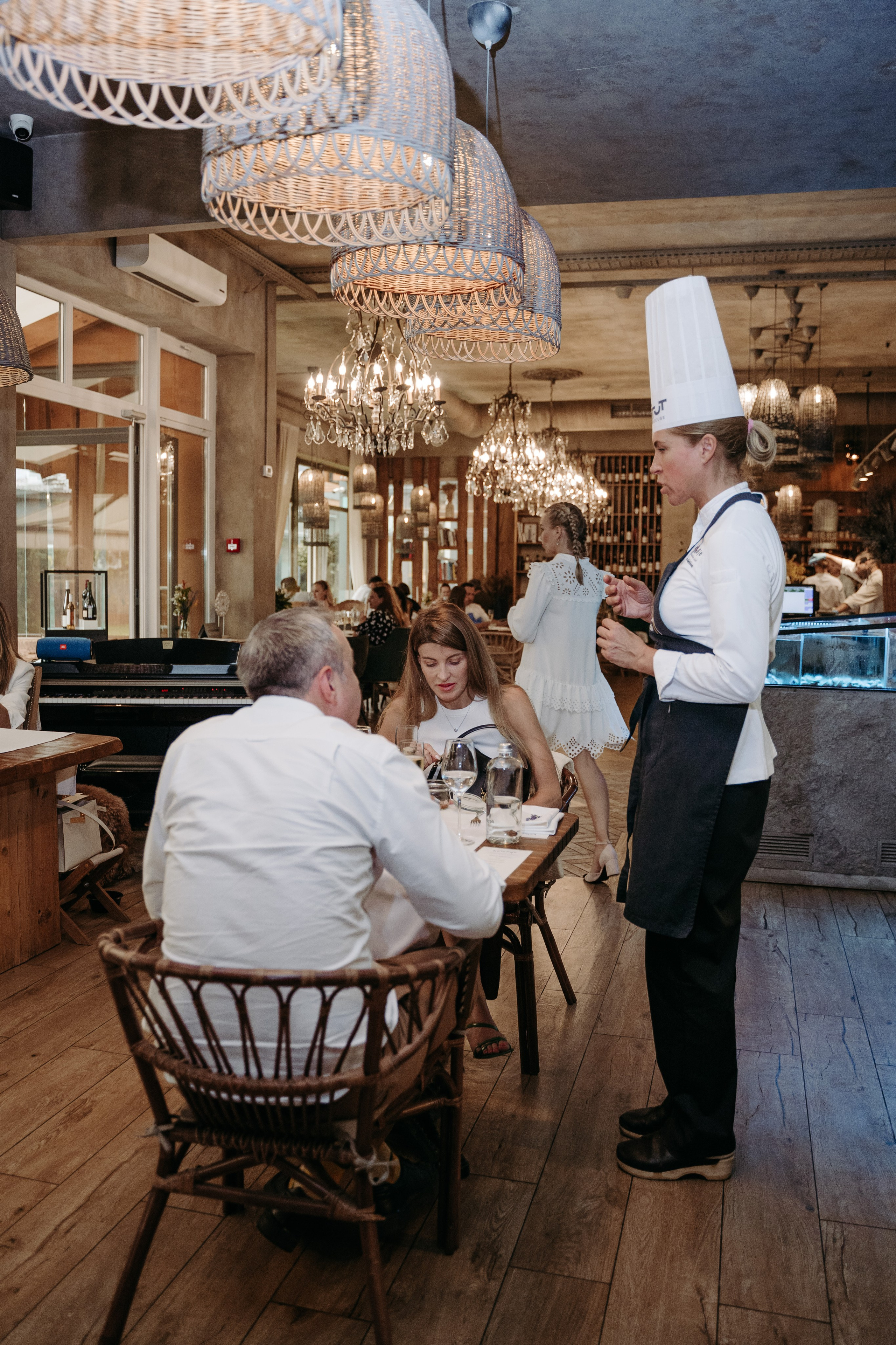 Открытый ужин с Mishlen Шеф Поварами. Репортажный и свадебный фотограф в Москве Рая Небогатова