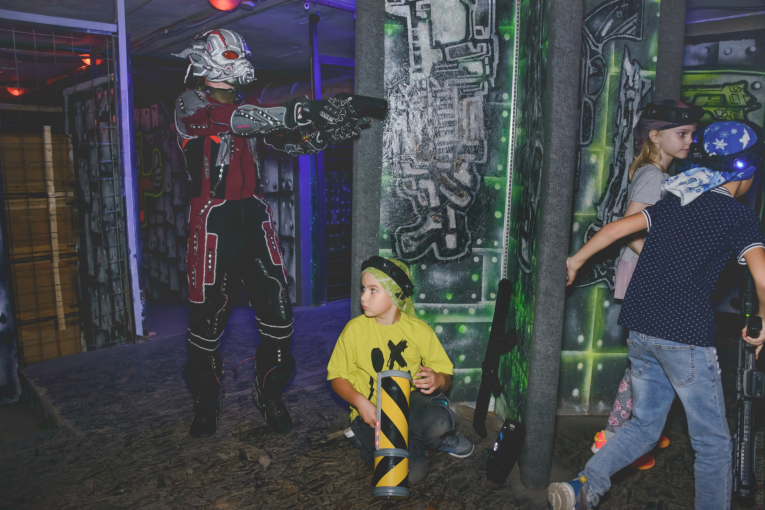 Лазертаг арена «Анклав», Детский день рождения, Свиблово, Москва. Ваш фотограф на праздник в Москве, Раменском, Жуковском, Люберцах