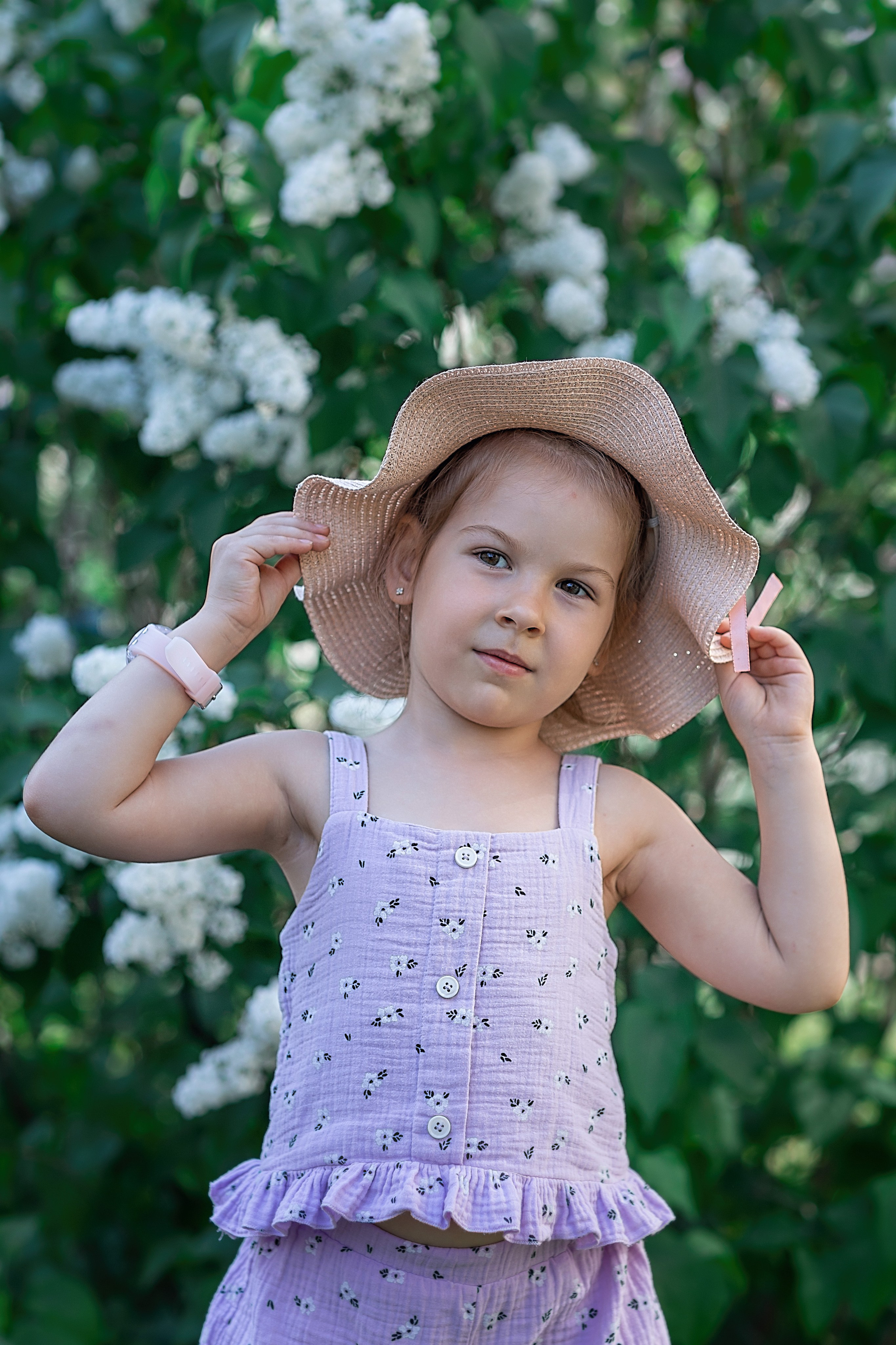 Весна в саду_2024 год. Семейный фотограф в Санкт-Петербурге