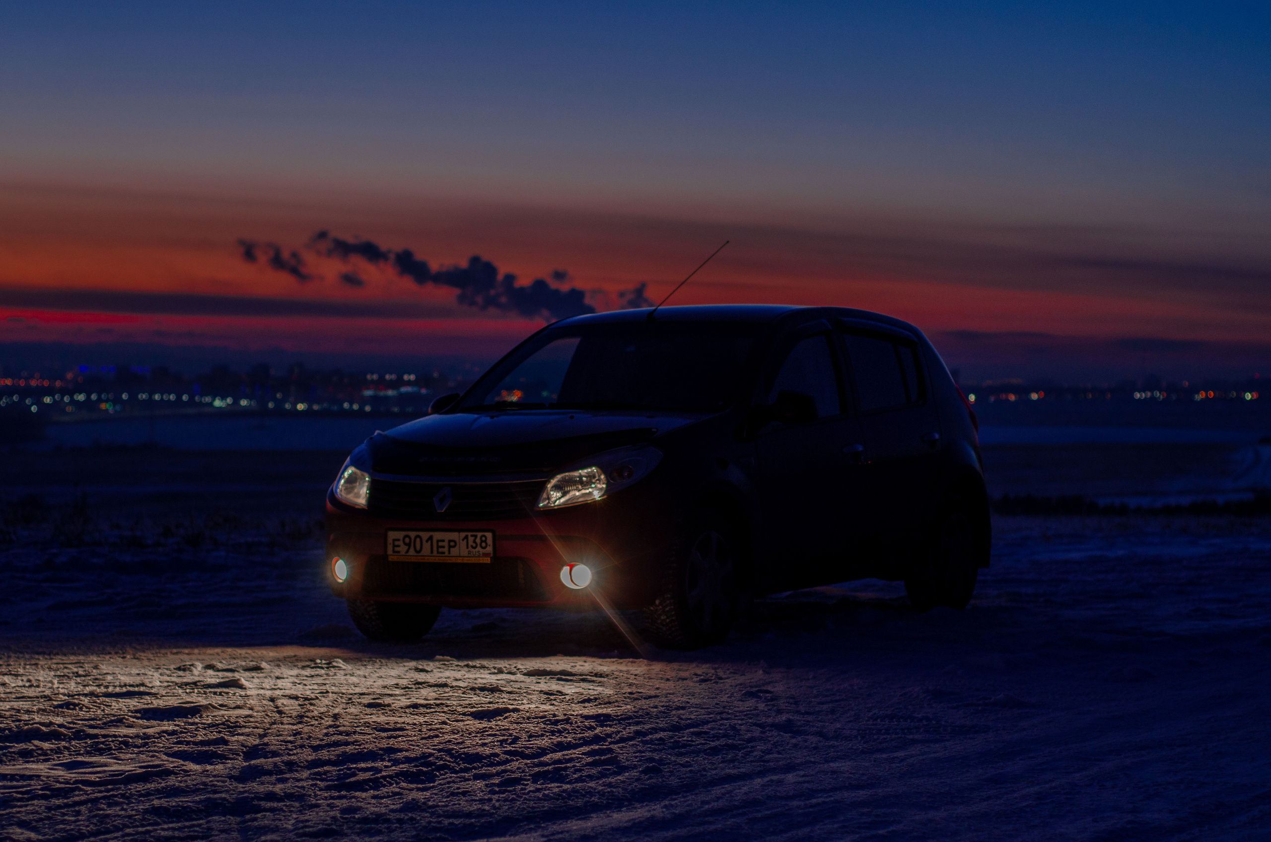 Renault Sandero. Фотограф, видеограф и пилот дрона на Байкале