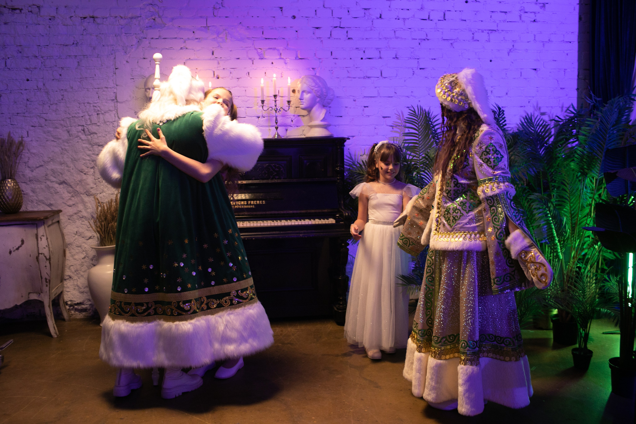 Клип Анны Калашниковой «Новый год» 2024. Art photographer Nino