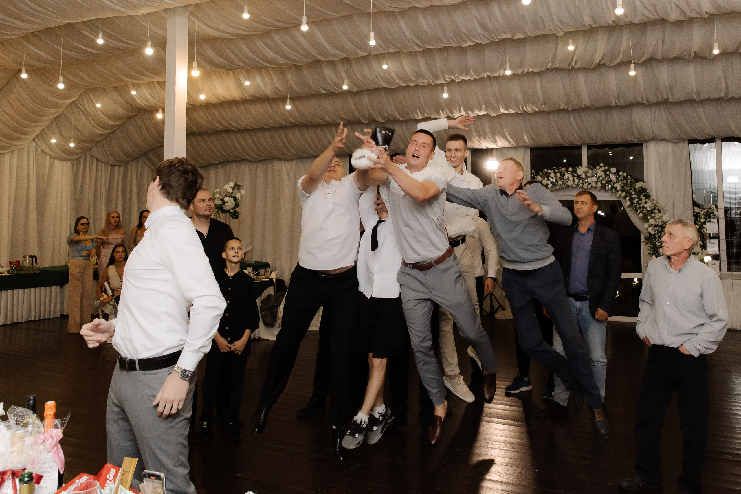 Данил и Кэти отель Реддисон. СВАДЕБНЫЙ ФОТОГРАФ ЧЕЛЯБИНСК