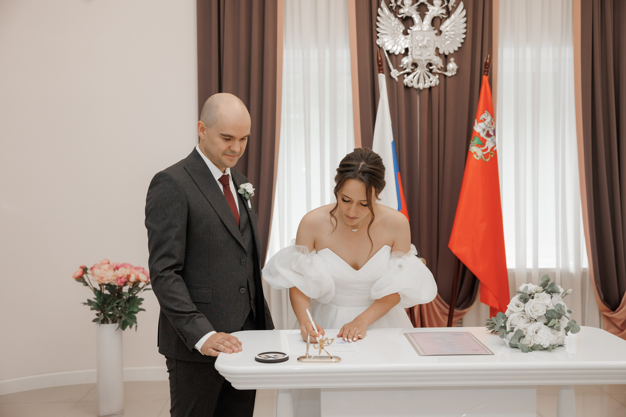 Полина и Дмитрий, загородный клуб «Барин», ЗАГС в г. Пушкино. Свадебный и репортажный фотограф (Москва, Королев и другие)