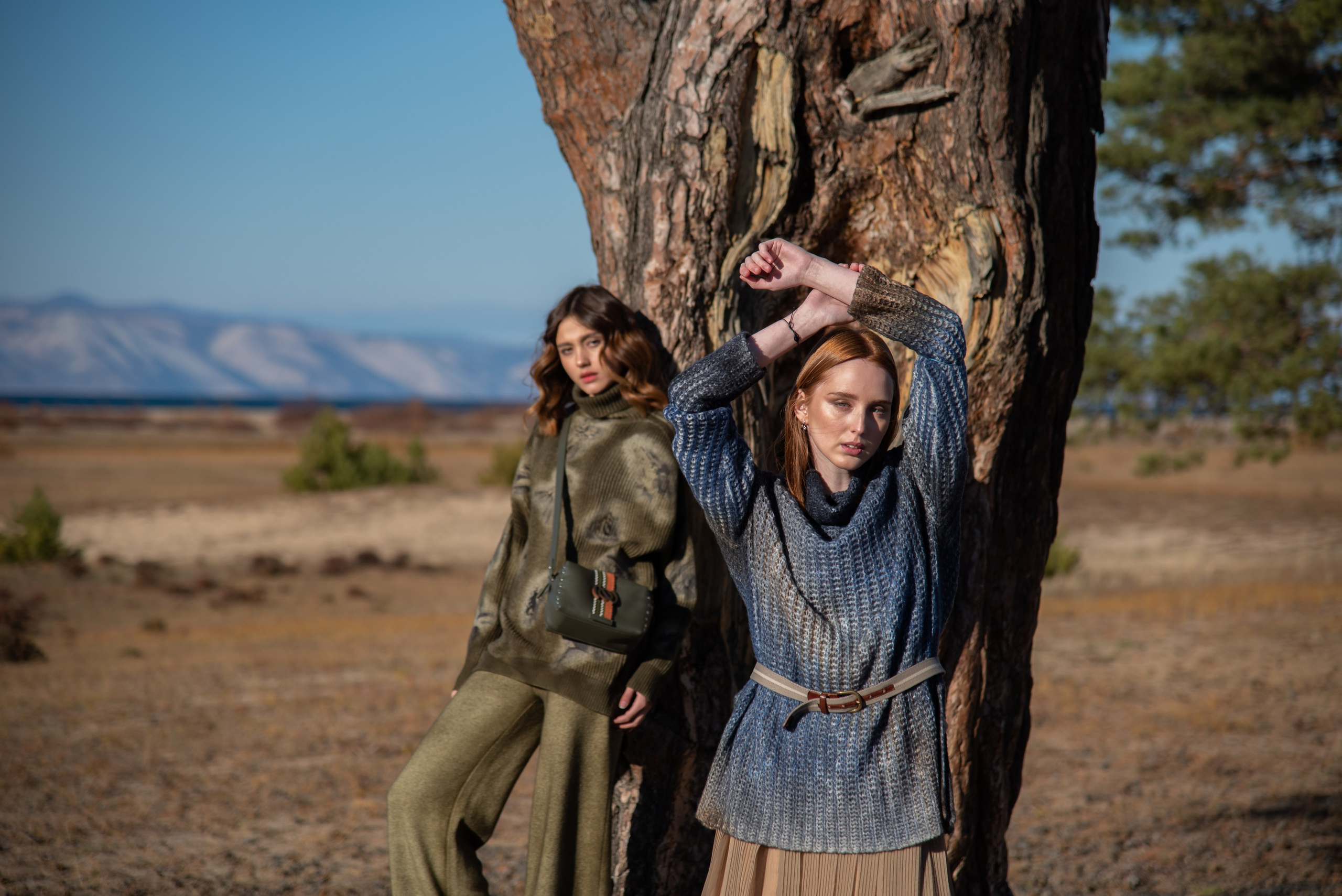 Съёмка одежды на Ольхоне. Занимаюсь профессиональной фотографией и живу рядом с Байкалом. Работаю в разных жанрах