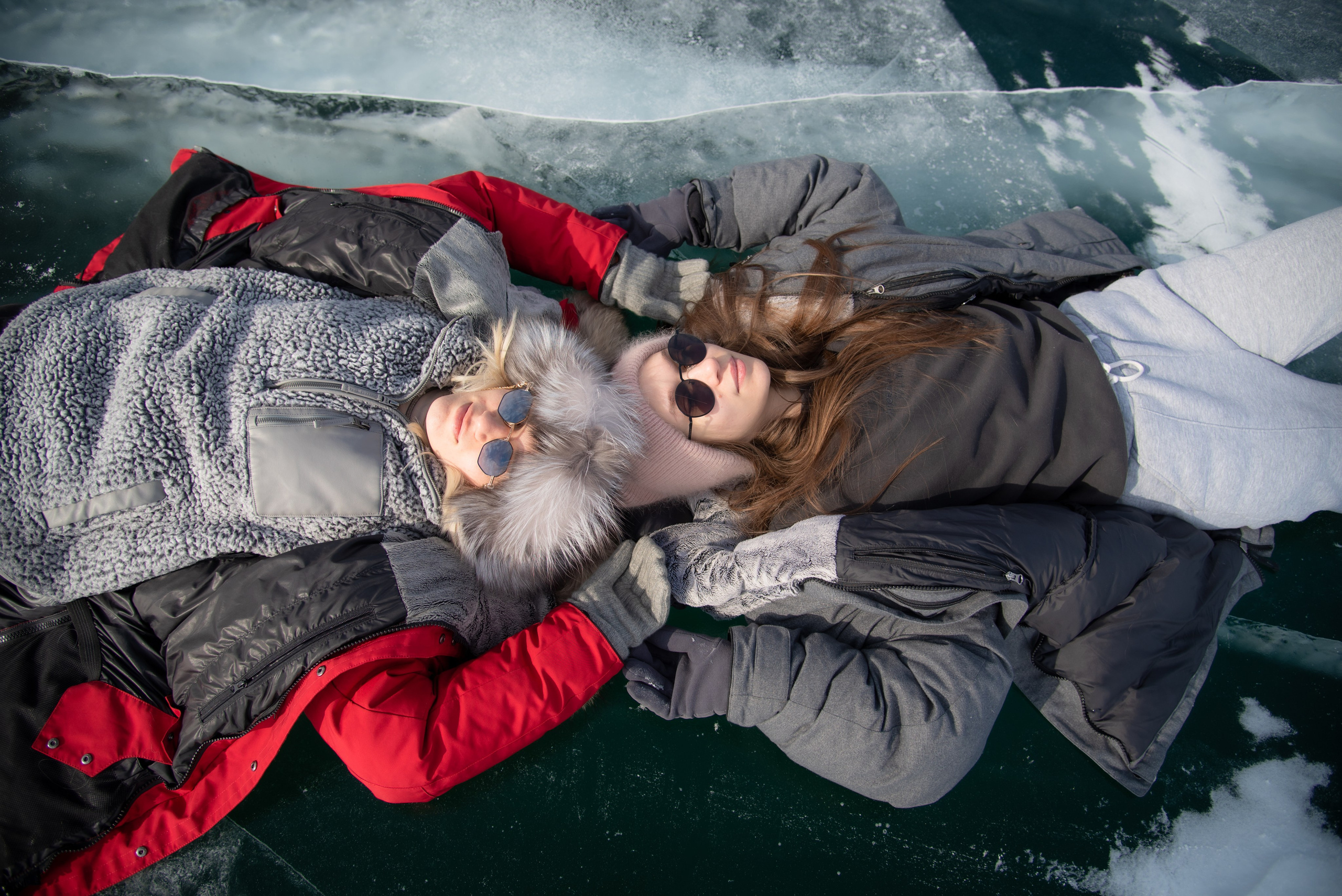 Большое Голоустное. Байкал. Занимаюсь профессиональной фотографией и живу рядом с Байкалом. Работаю в разных жанрах