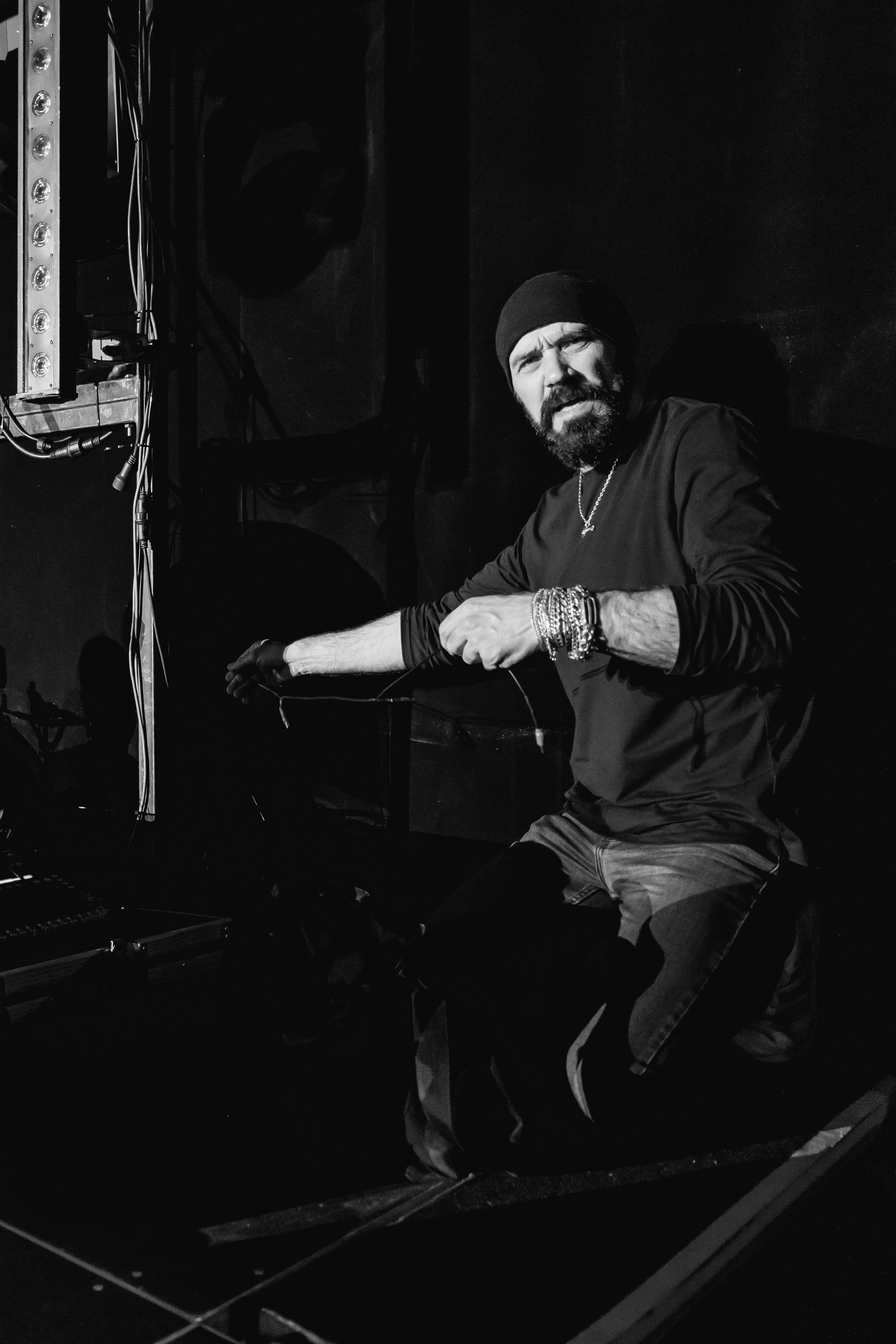 Backstage. Занимаюсь профессиональной фотографией и живу рядом с Байкалом. Работаю в разных жанрах