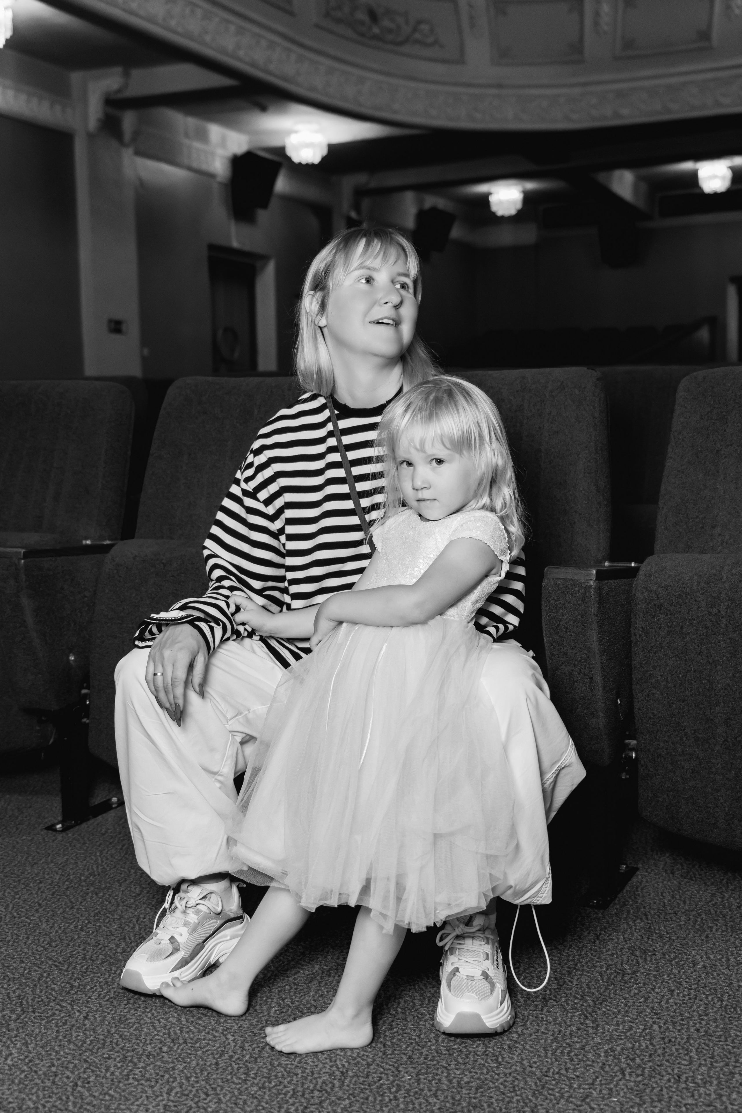 Backstage. Занимаюсь профессиональной фотографией и живу рядом с Байкалом. Работаю в разных жанрах