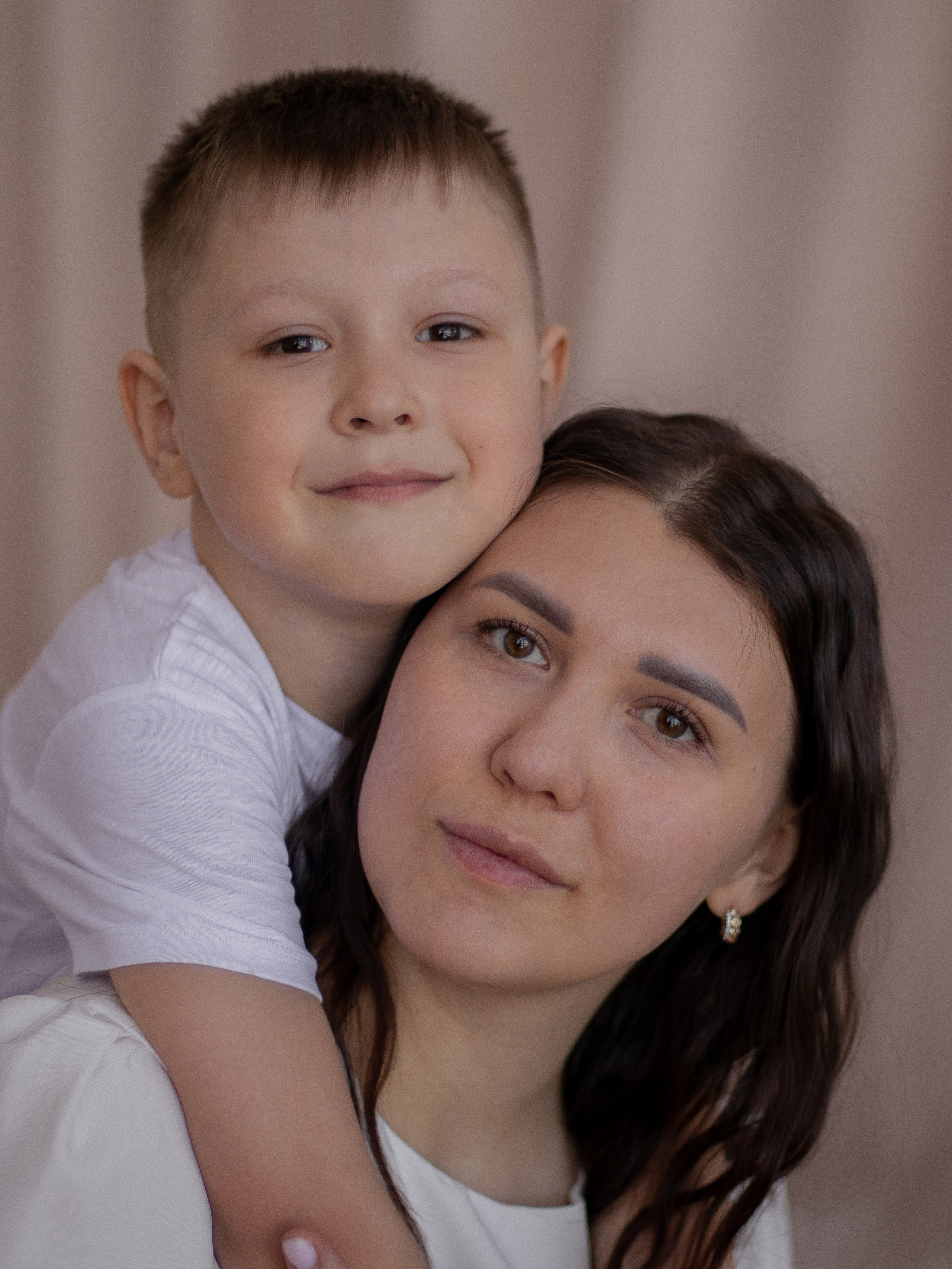 Анастасия с семьей. Семейный фотограф в Ангарске Екатерина Трифонова