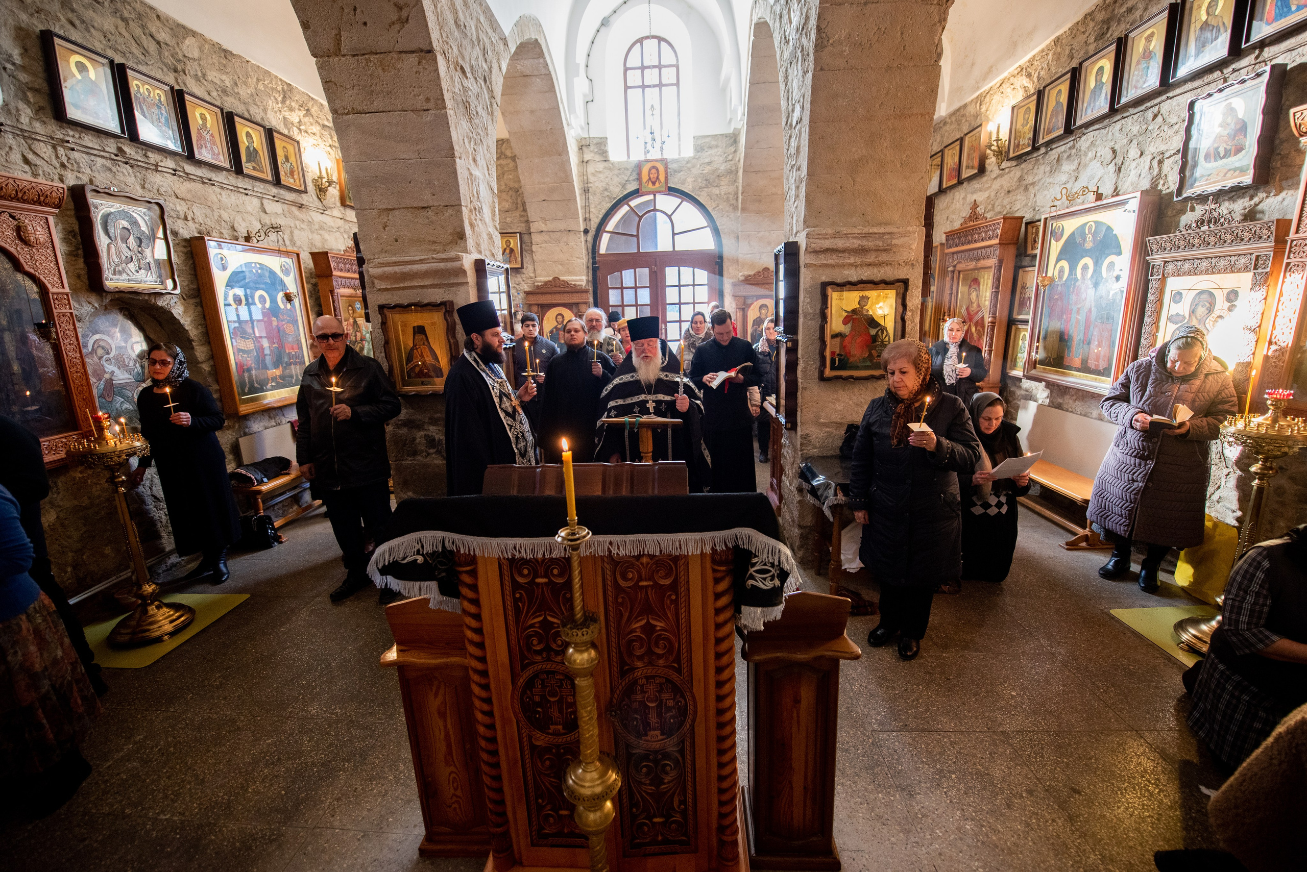 Служба в Иверском храме 2.03.2023. Семейный и свадебный фотограф в Феодосии и Коктебеле