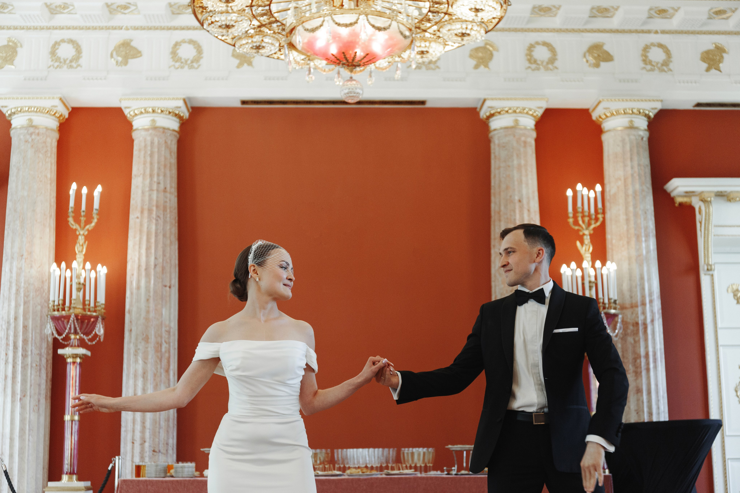 Сборы в отеле Marriott imperial plazа, сборы в отеле Мэриот Империал Плаза, Роспись в Царицыно в Таврическом зале. Свадебный фотограф Москва Анастасия Храмова