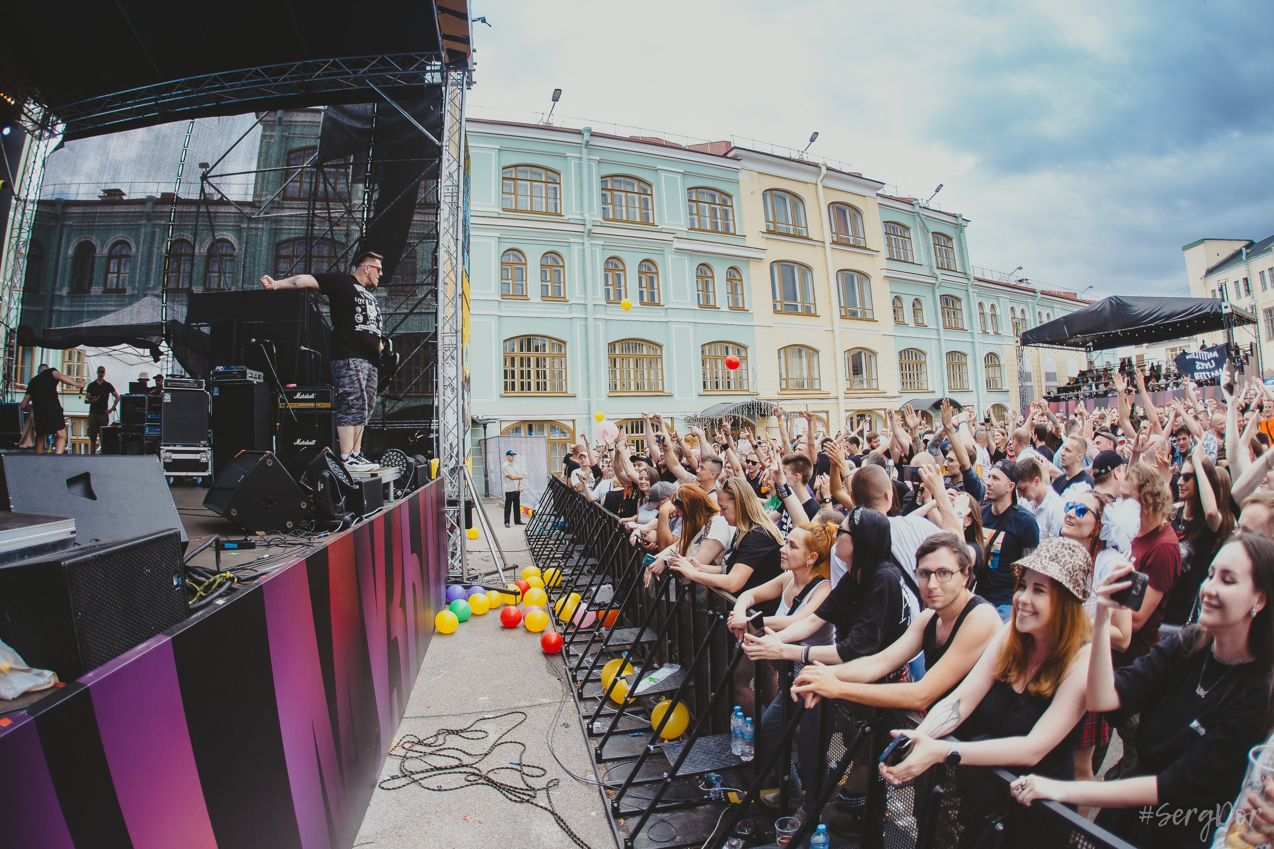 Включай Микрофон!, Панки в городе, антитлен, Двор Гостинки, Санкт-Петербург, 29.06.2024, SergDor, ПНХС, 29 июня 2024 года, #SergDor