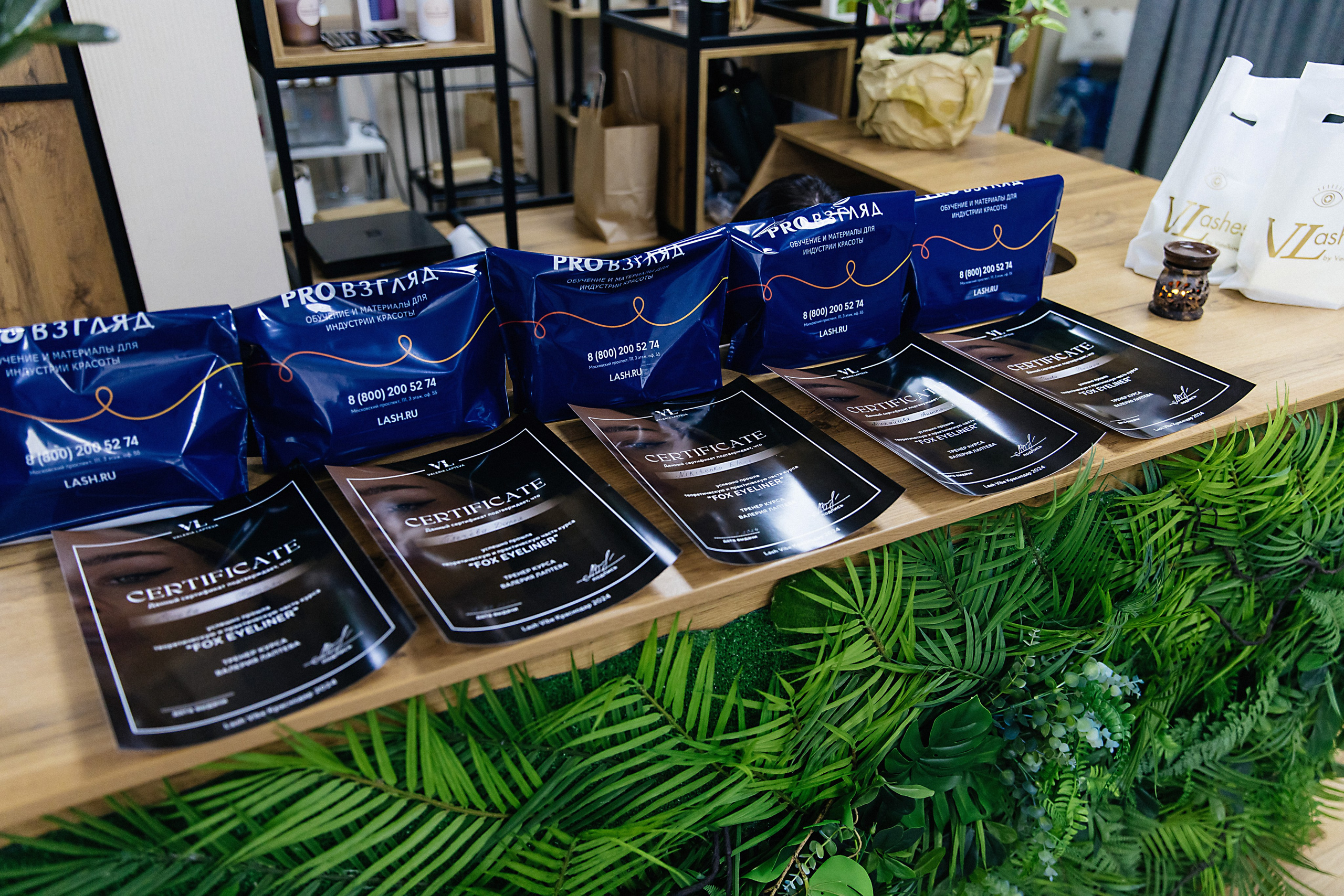 LASH VIBE VLashes. Фотограф и Видеограф в Краснодаре Юлия Солодченко