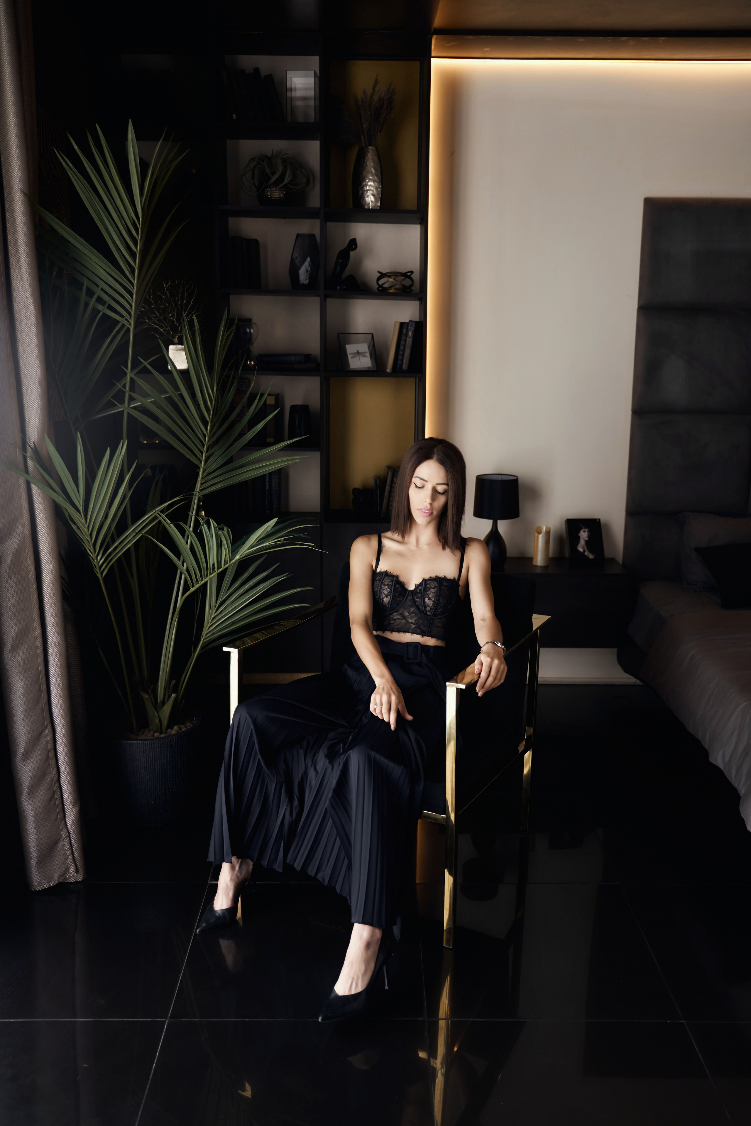 Эротическая фотосессия в нижнем белье в Москве. Фотограф Евгений Опарин